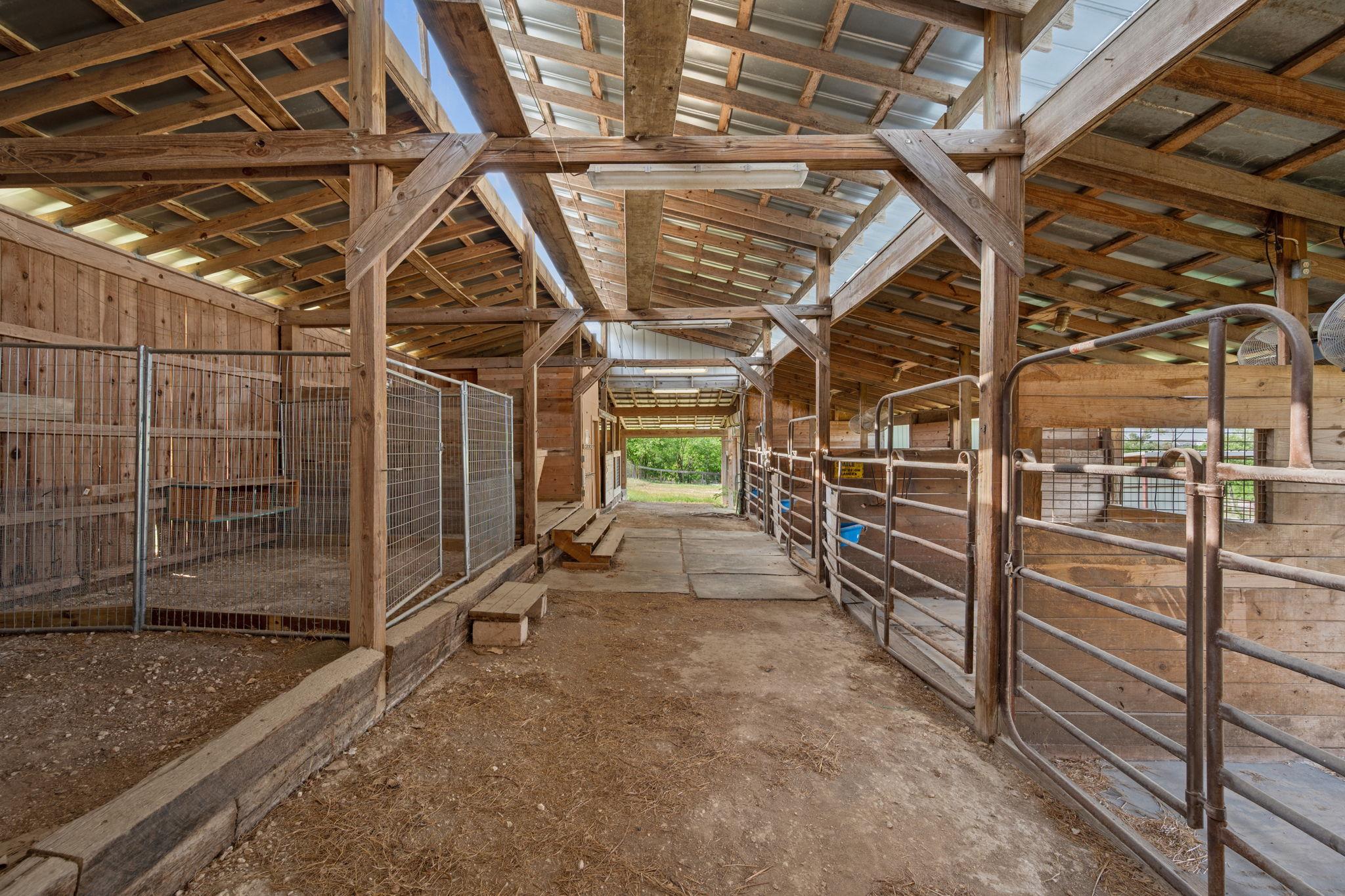 330 County Road 166, Georgetown, TX 78626