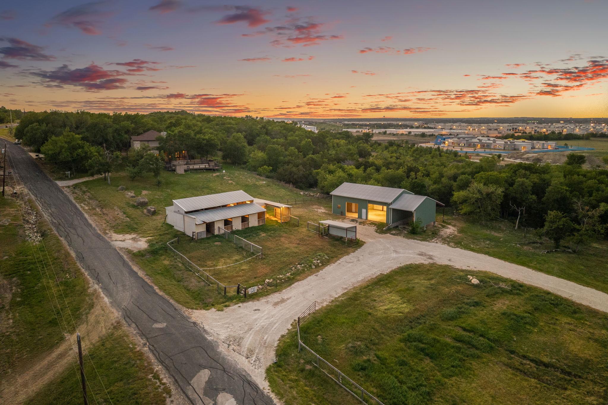 330 County Road 166, Georgetown, TX 78626