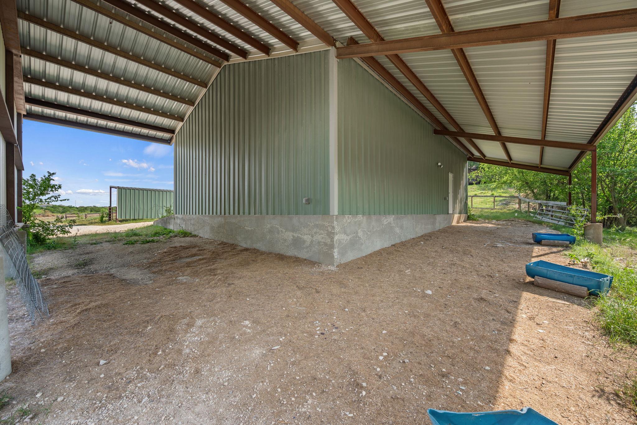 330 County Road 166, Georgetown, TX 78626