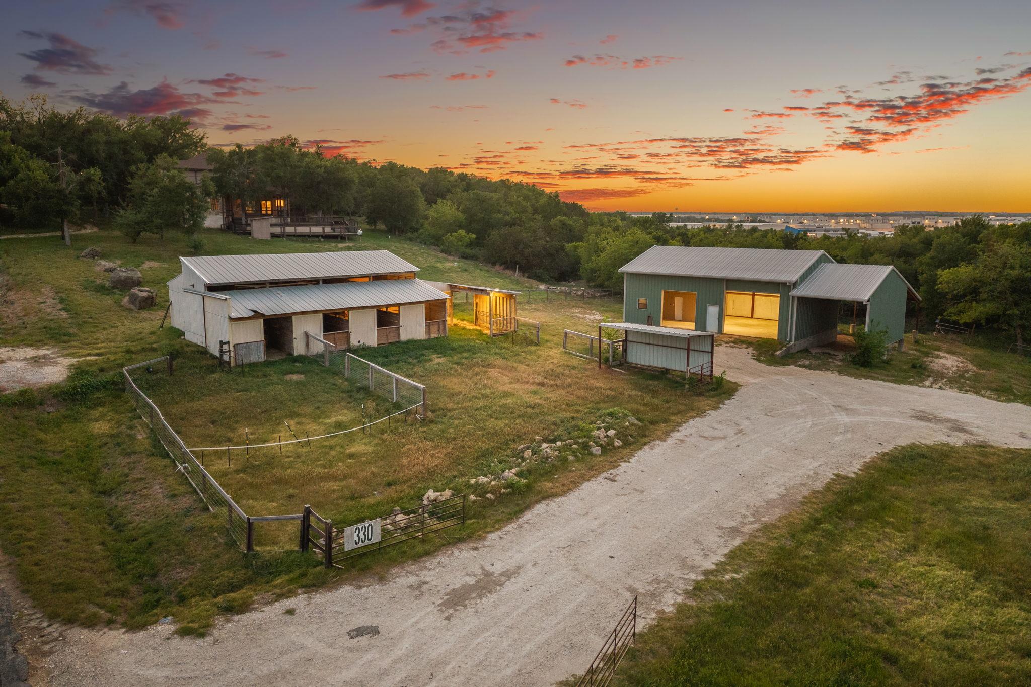 330 County Road 166, Georgetown, TX 78626