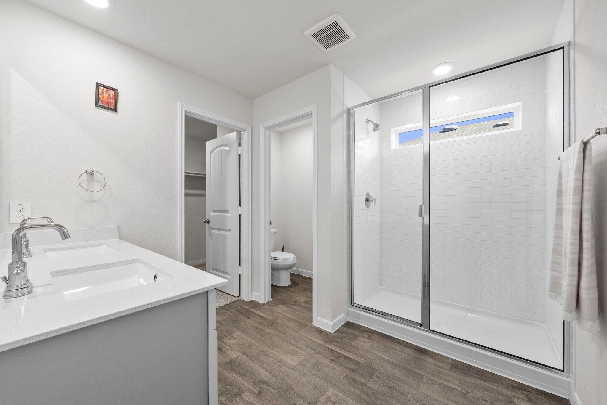 320 Darwin Pl, Lockhart, TX 78644