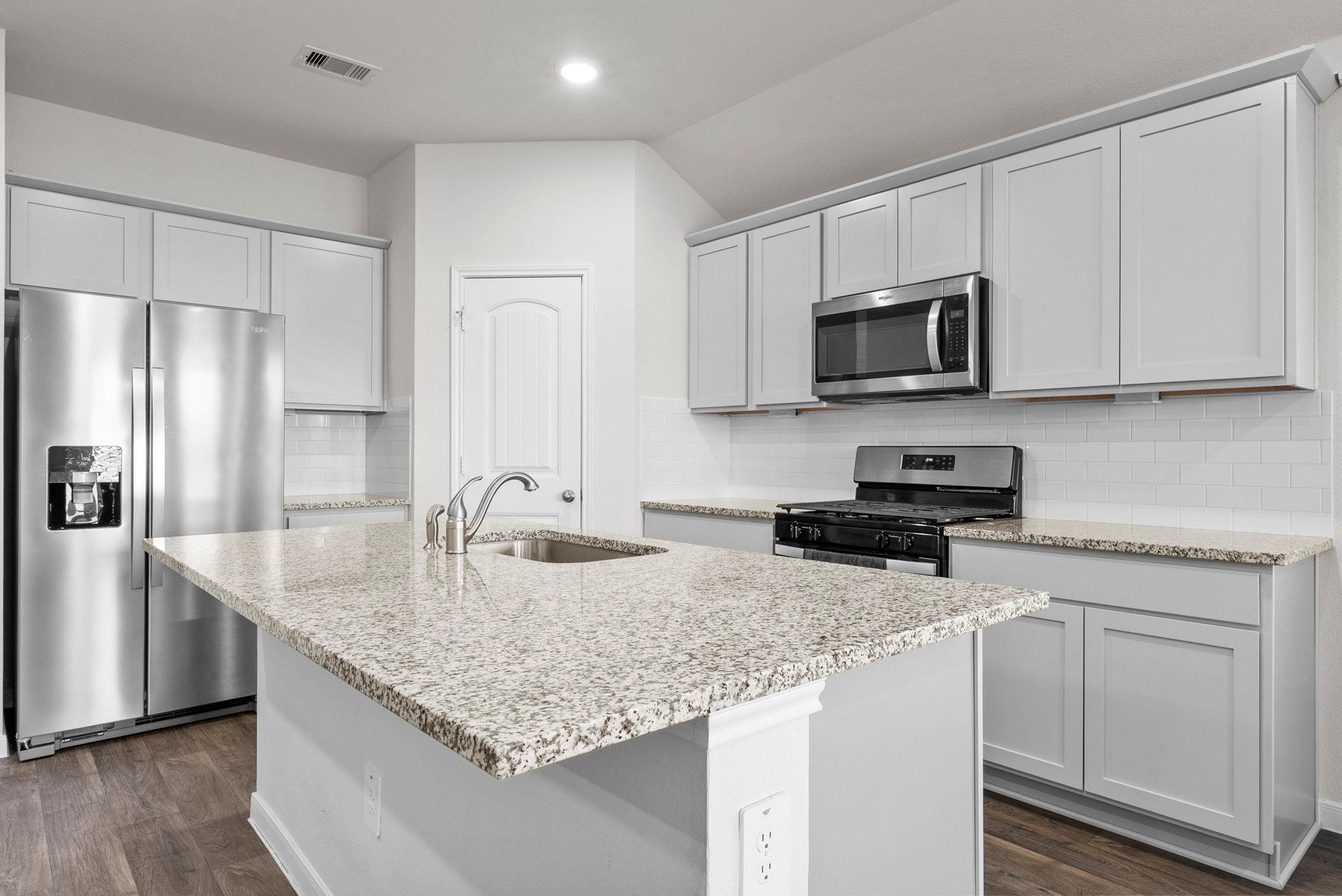 320 Darwin Pl, Lockhart, TX 78644