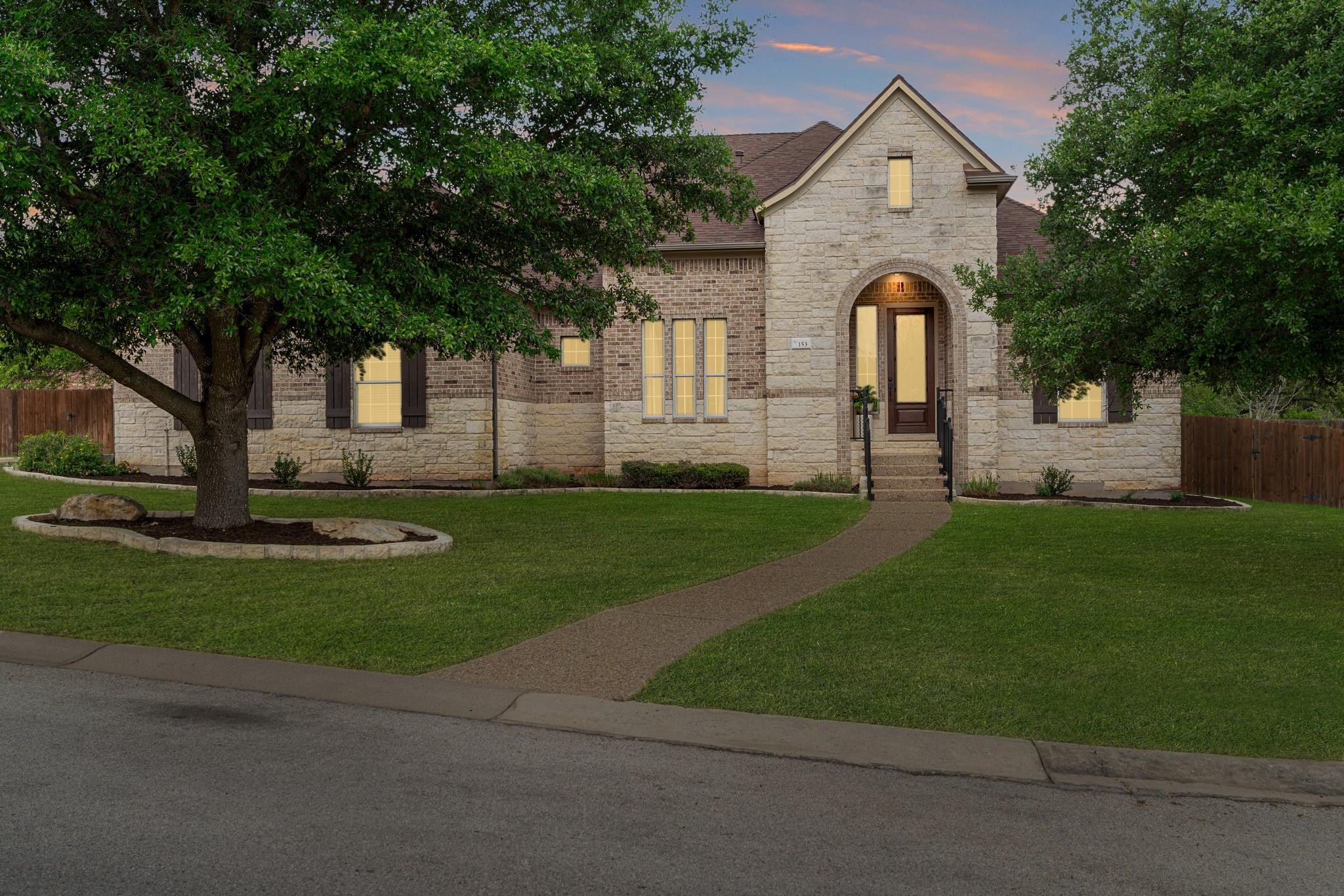 153 Mallard Cv, Austin, TX 78737