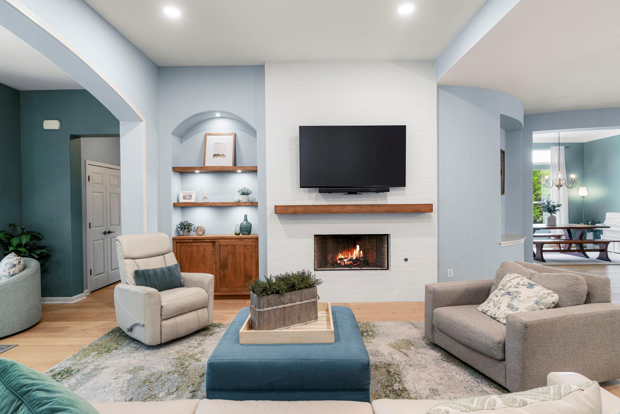 153 Mallard Cv, Austin, TX 78737