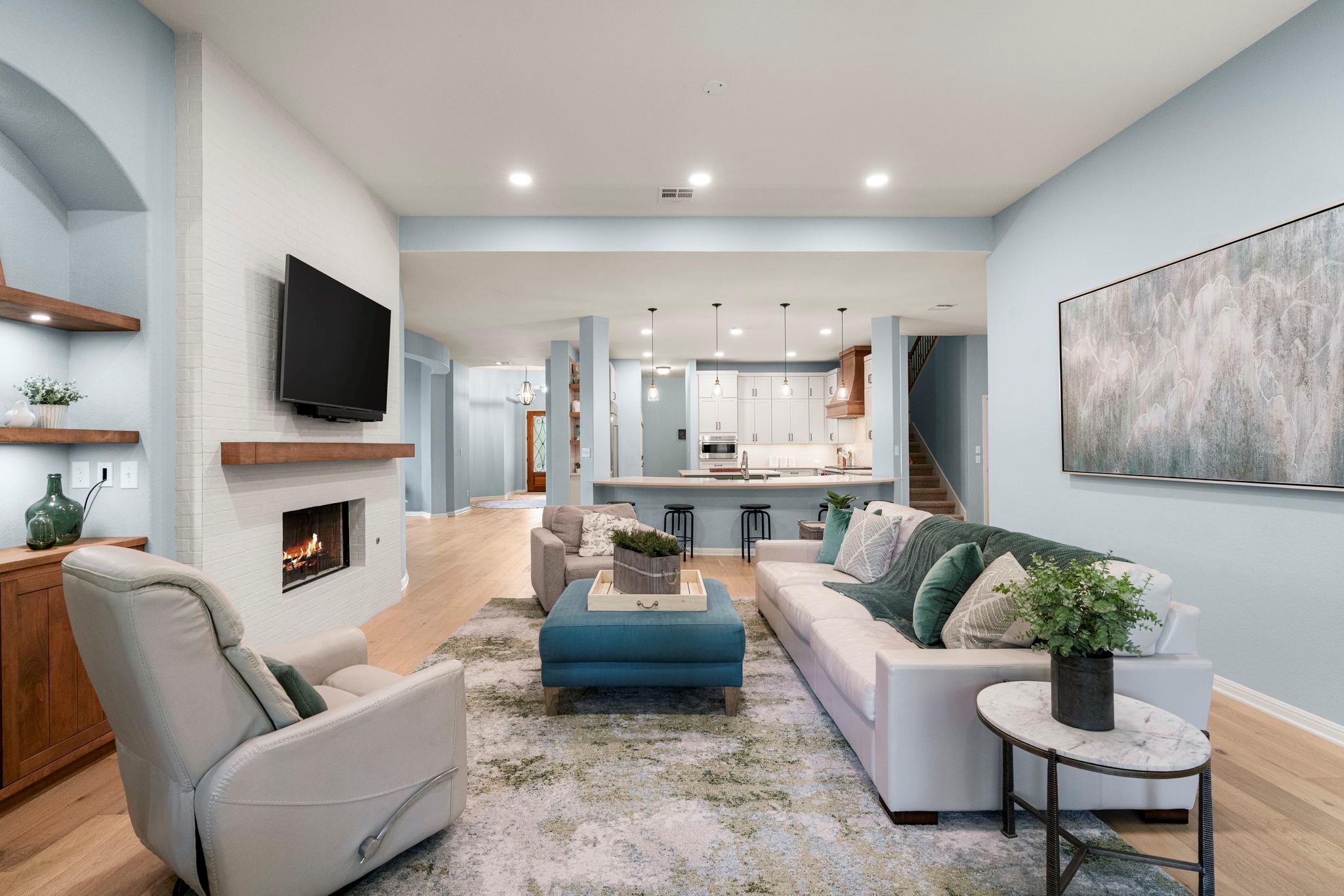 153 Mallard Cv, Austin, TX 78737