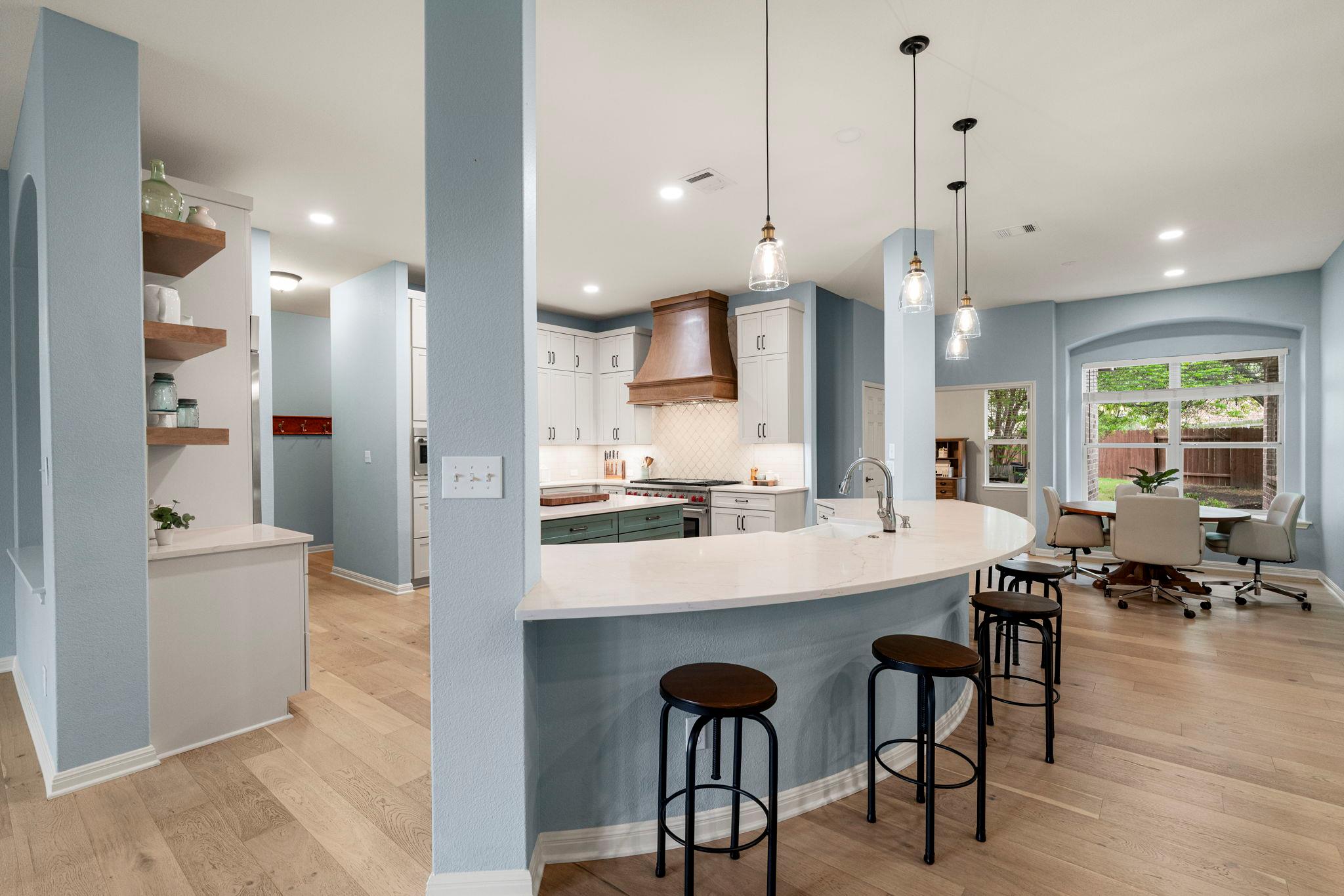 153 Mallard Cv, Austin, TX 78737