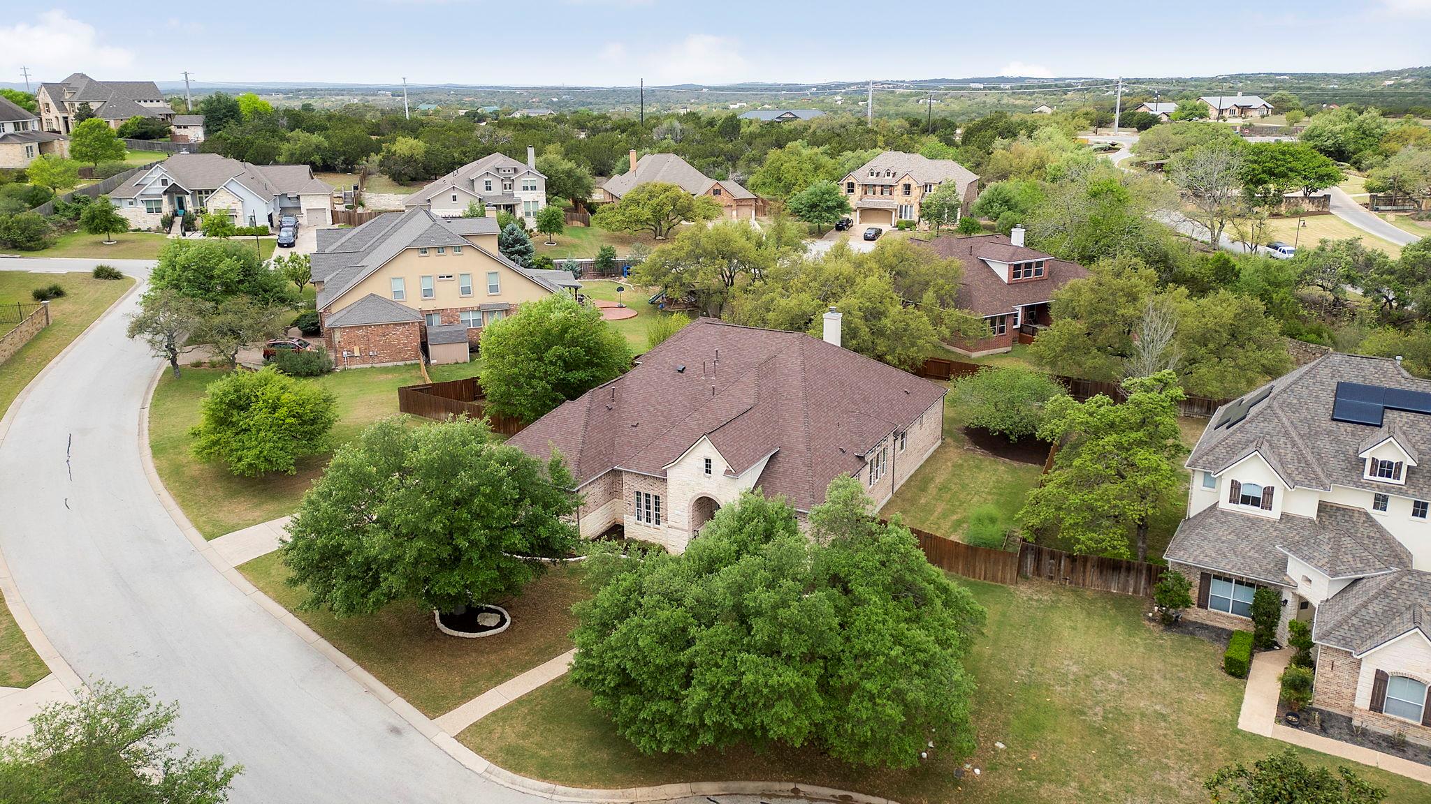 153 Mallard Cv, Austin, TX 78737