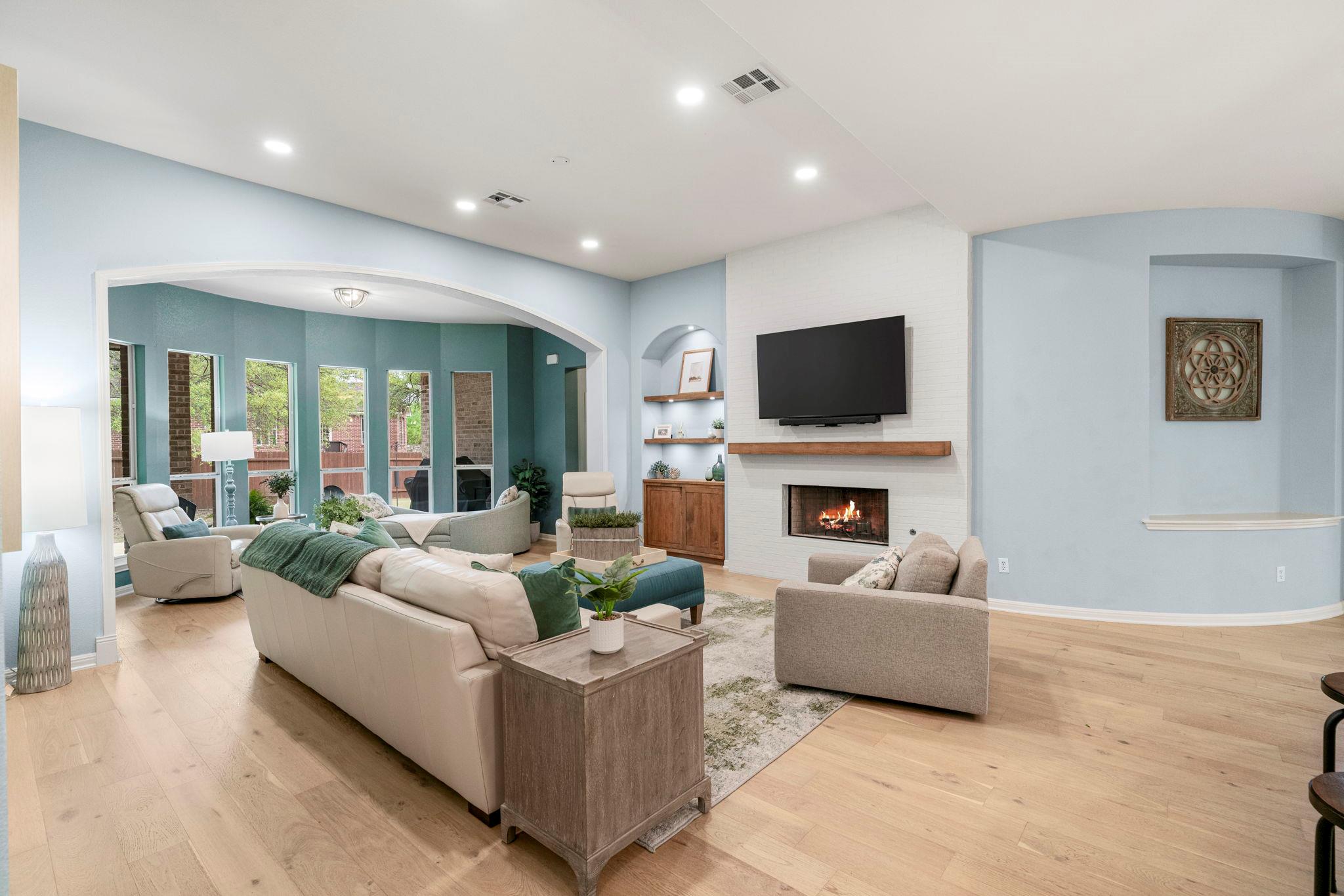 153 Mallard Cv, Austin, TX 78737