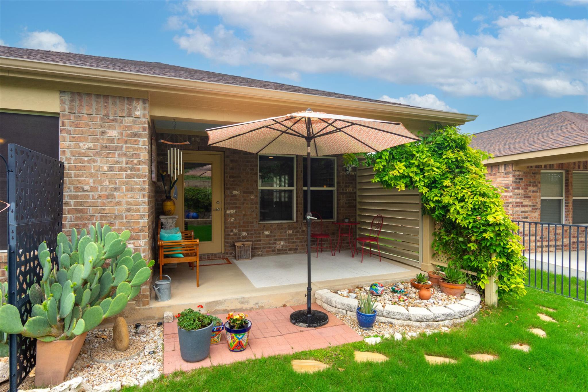 824 Salado Creek Ln, Georgetown, TX 78633