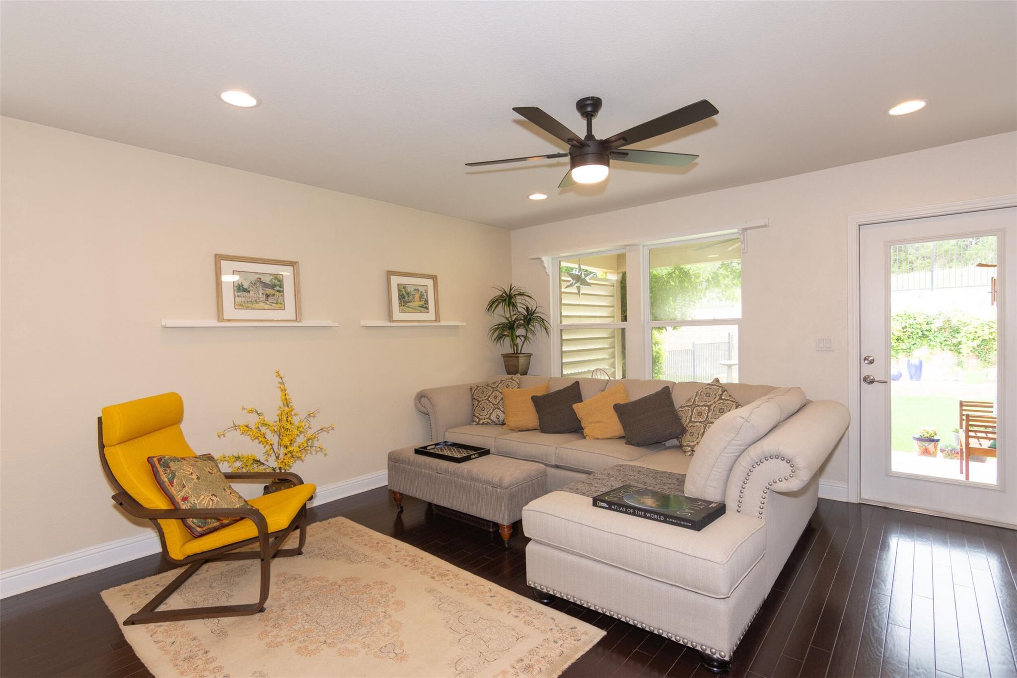 824 Salado Creek Ln, Georgetown, TX 78633