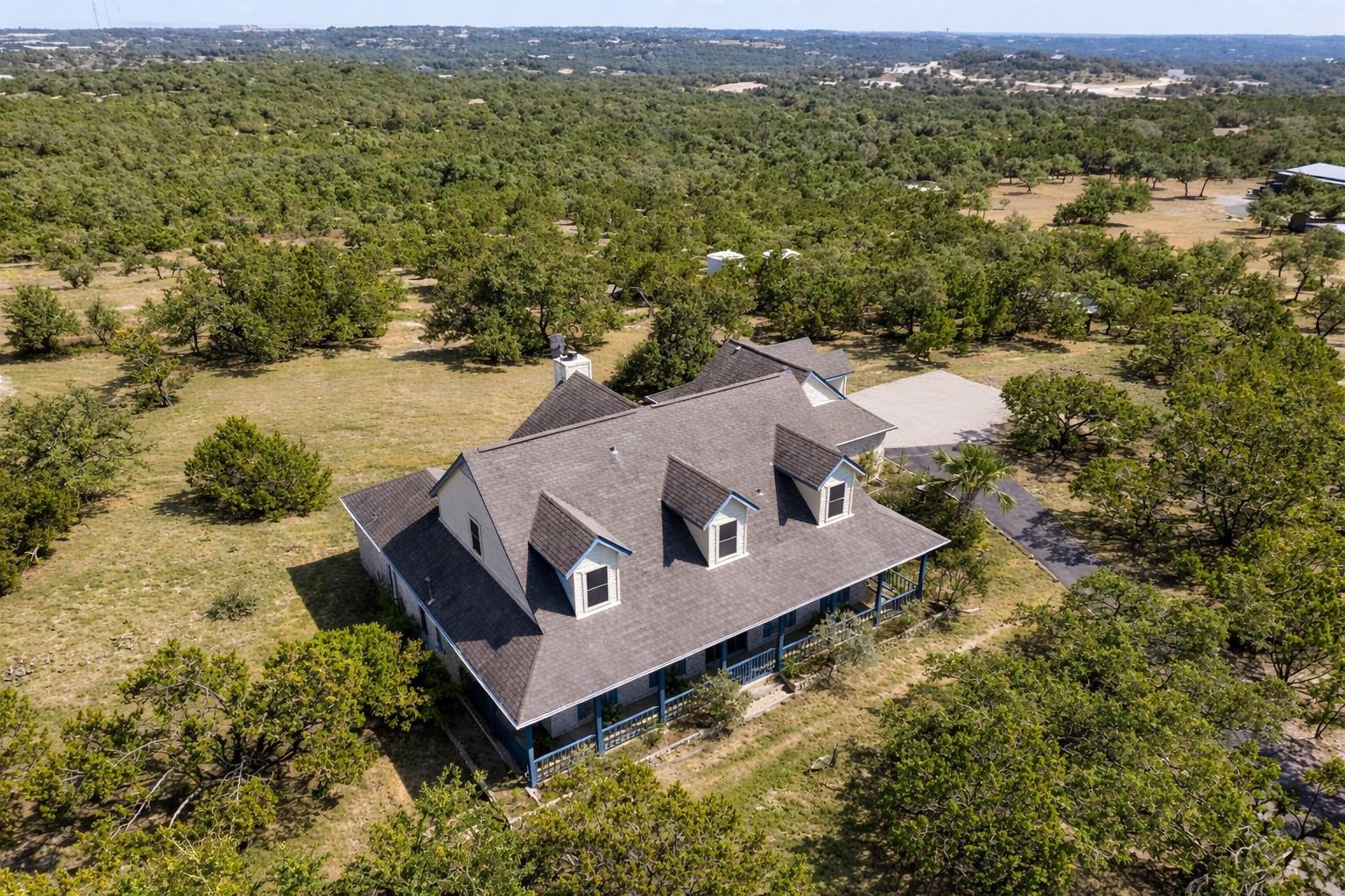 601 Hays Country Acres Rd, Dripping Springs, TX 78620