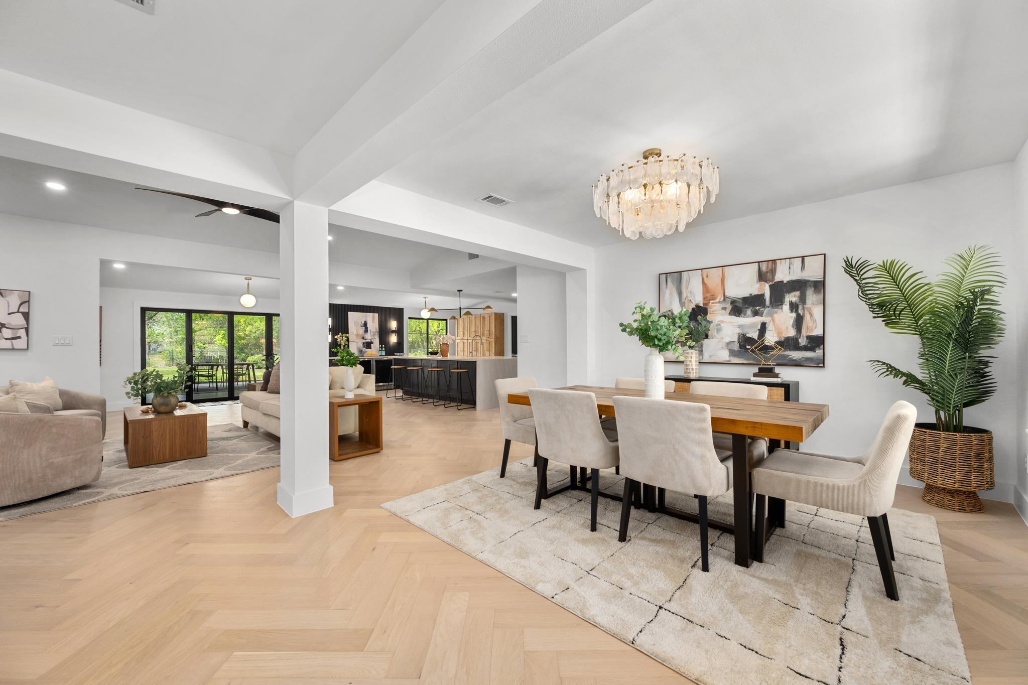 7300 Greenhaven Dr, Austin, TX 78757