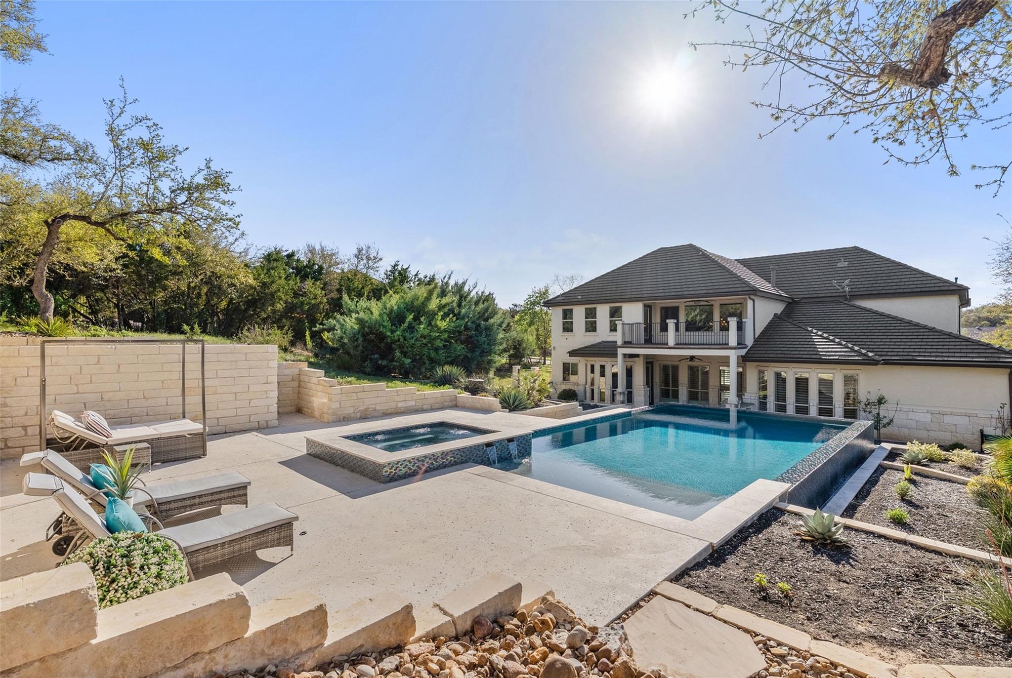 310 Bella Montagna Cir, Austin, TX 78734