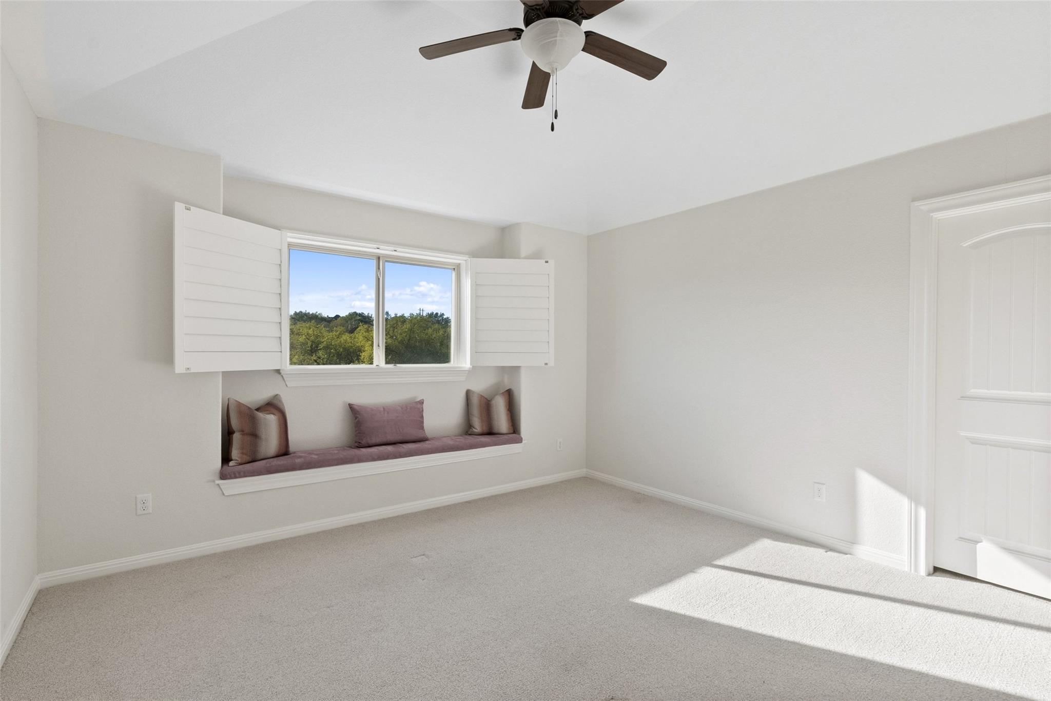 310 Bella Montagna Cir, Austin, TX 78734