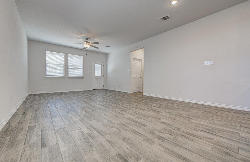 196 Pepperbark Loop, Buda, TX 78610