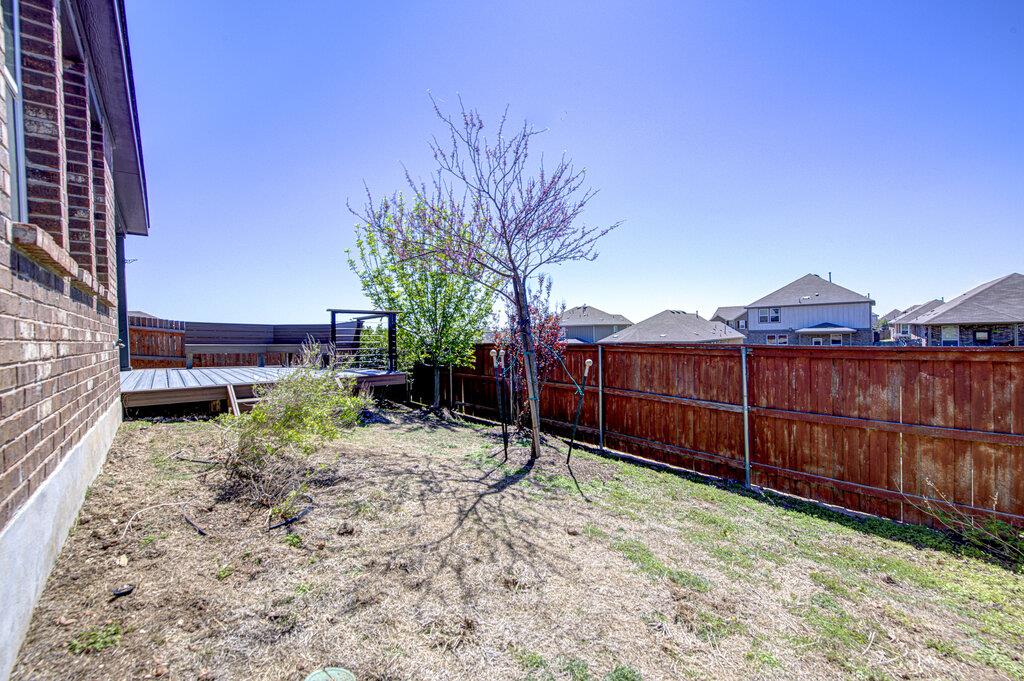 196 Pepperbark Loop, Buda, TX 78610