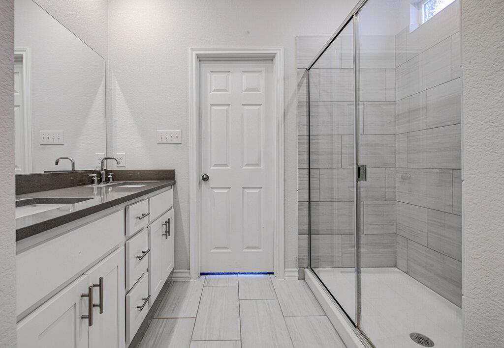 196 Pepperbark Loop, Buda, TX 78610