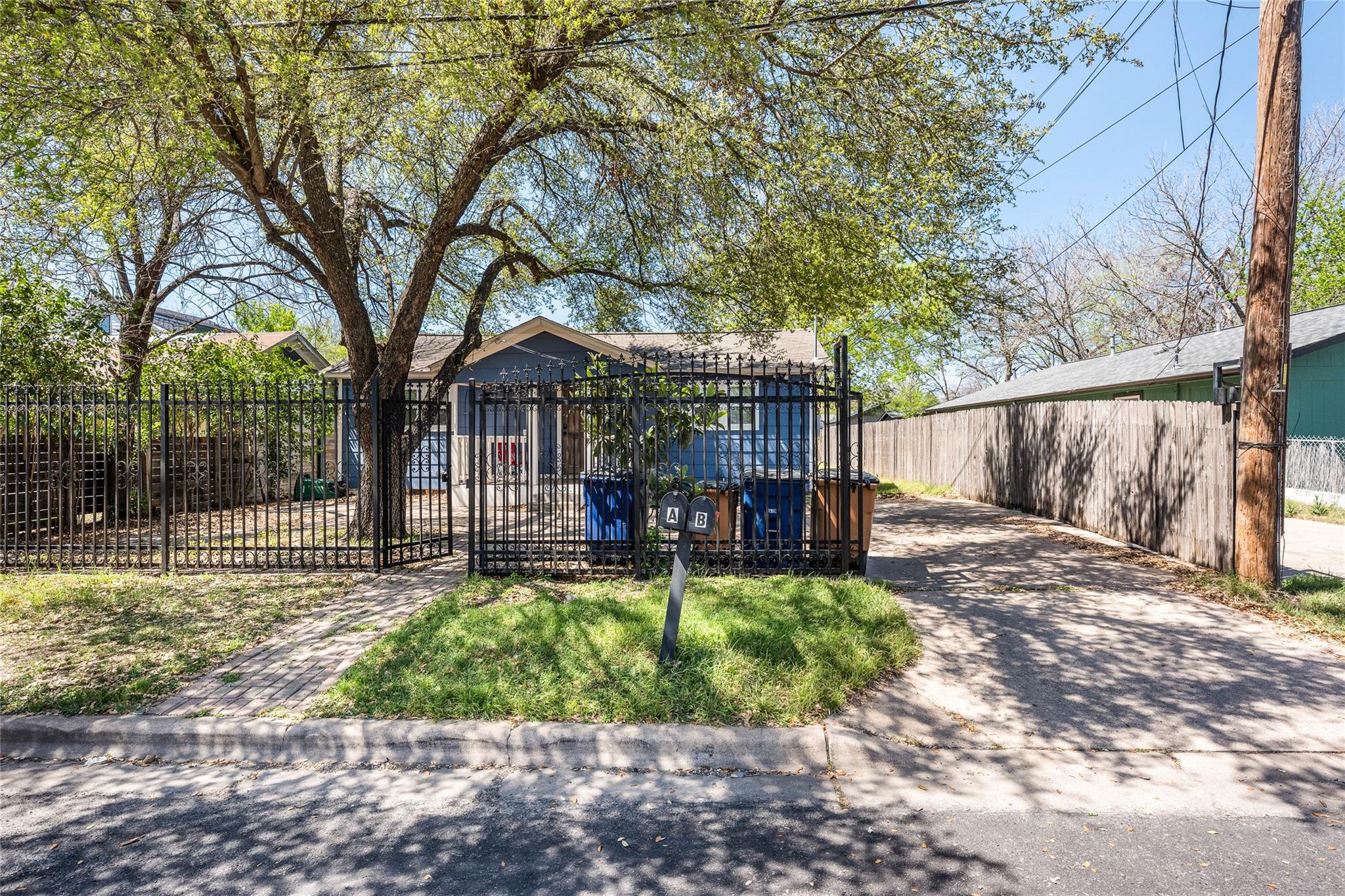 1116 Ebert Ave # B, Austin, TX 78721