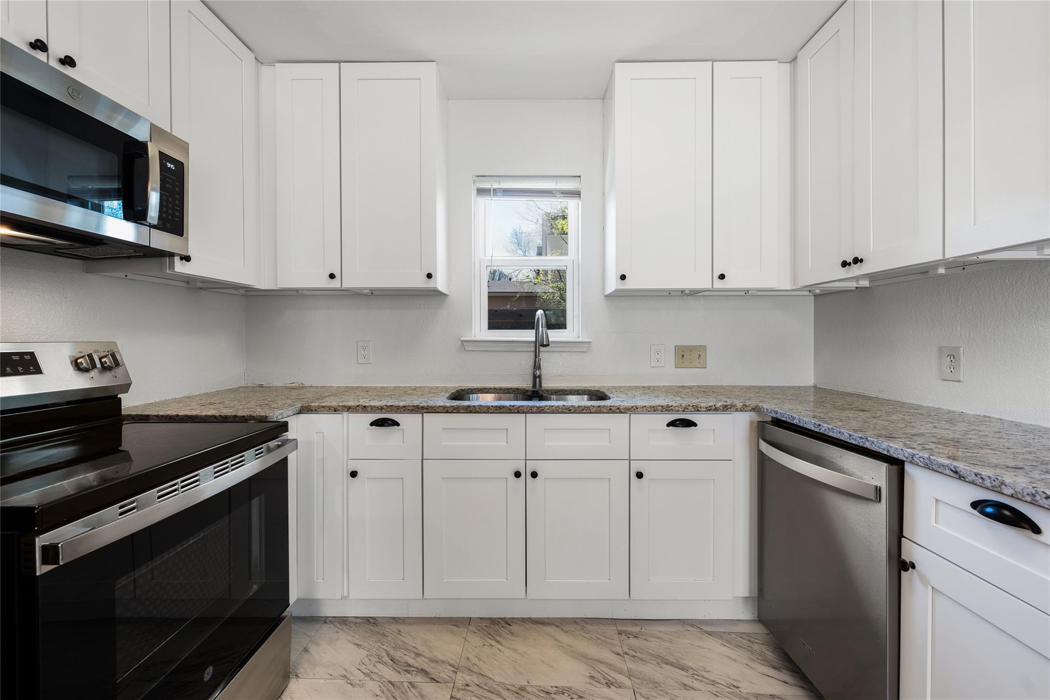 1116 Ebert Ave # B, Austin, TX 78721