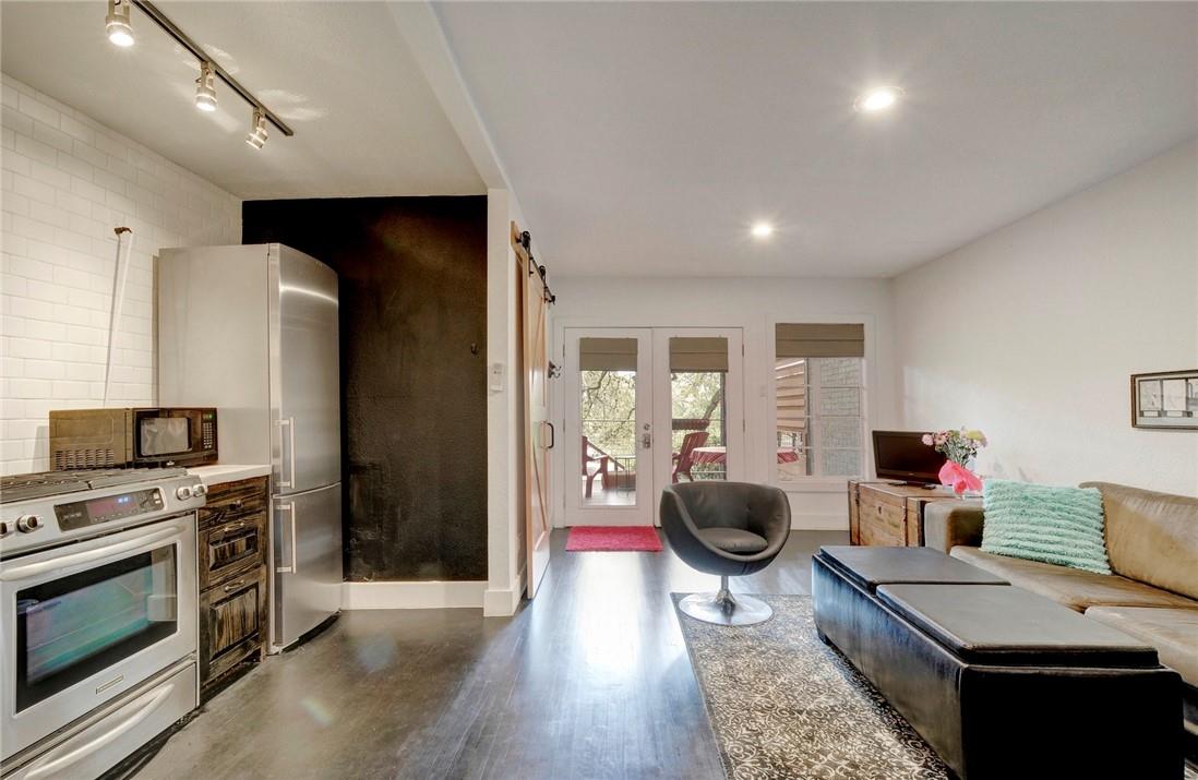 1212 Castle Hill St # 3, Austin, TX 78703