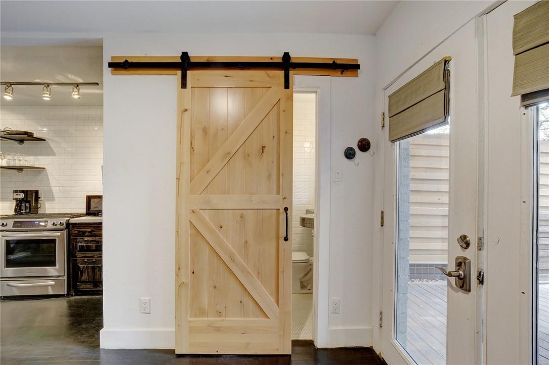 1212 Castle Hill St # 3, Austin, TX 78703