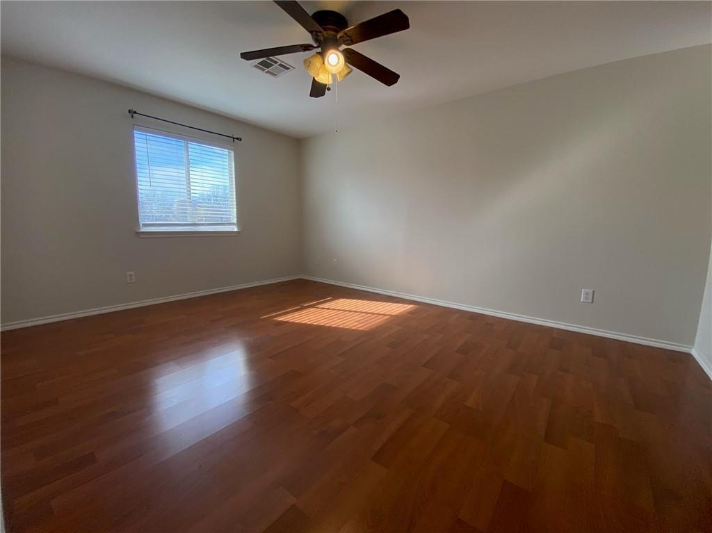 141 Ruby Lake Dr, Kyle, TX 78640