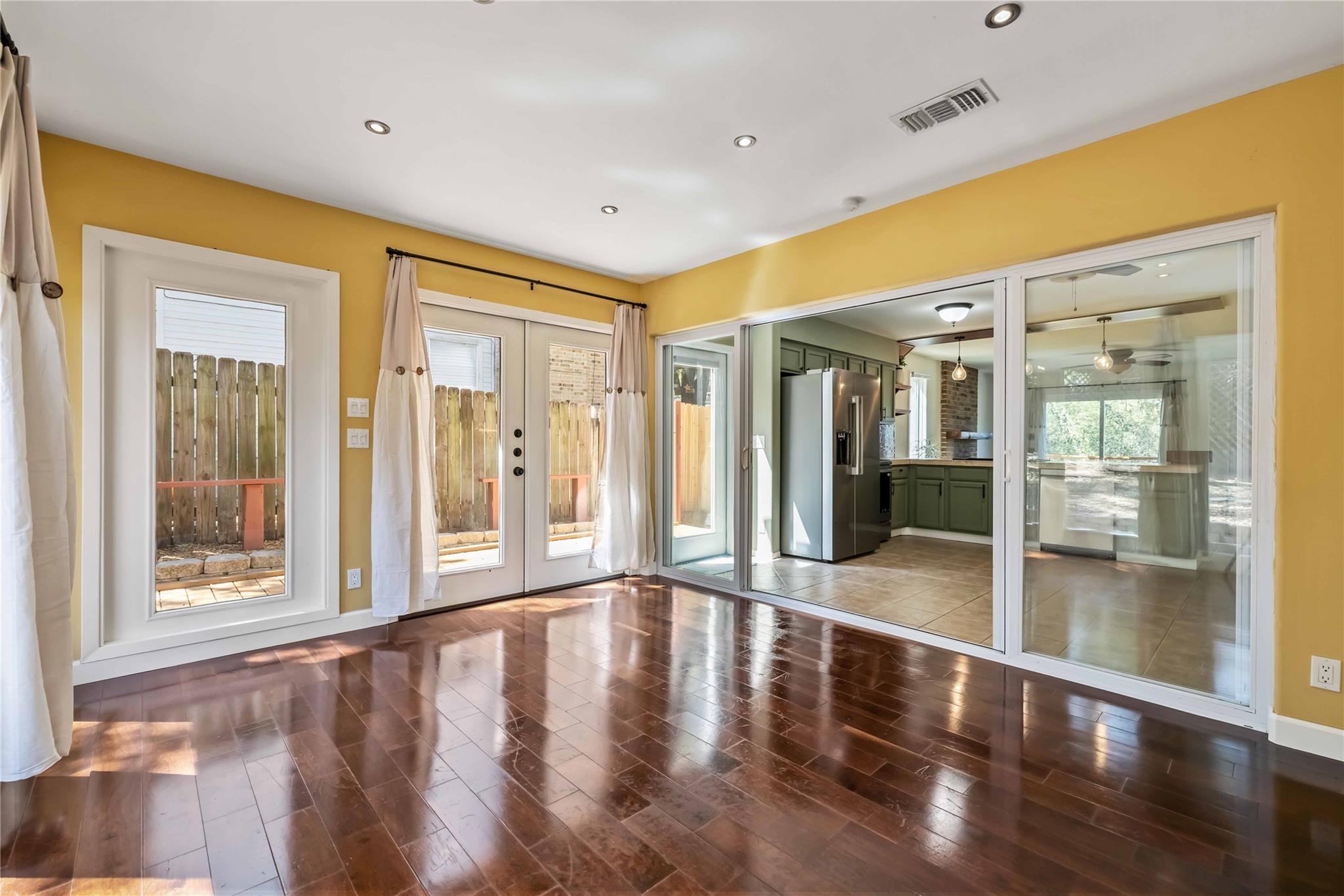 1703 Waterloo Trl # B, Austin, TX 78704