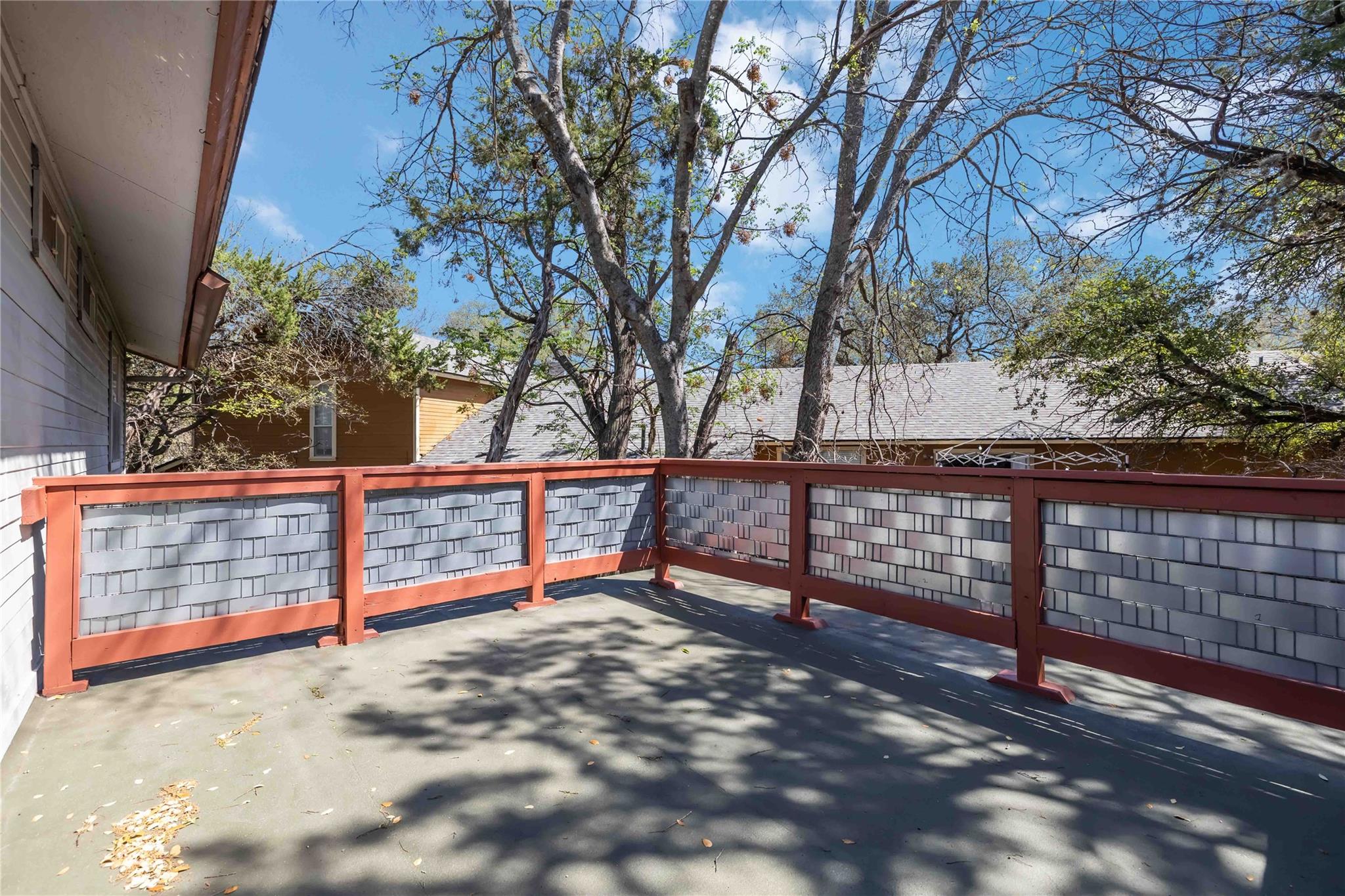 1703 Waterloo Trl # B, Austin, TX 78704