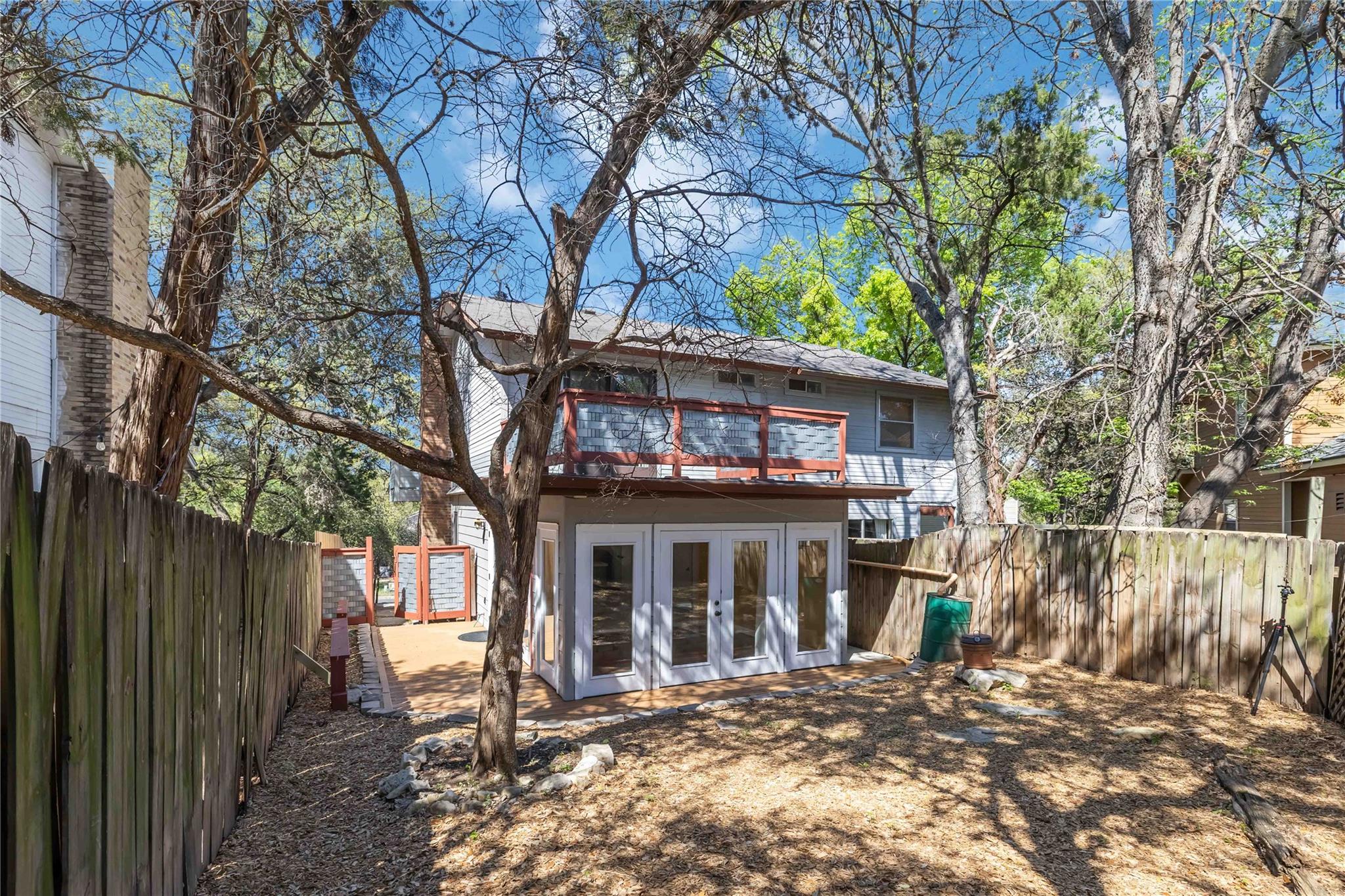 1703 Waterloo Trl # B, Austin, TX 78704