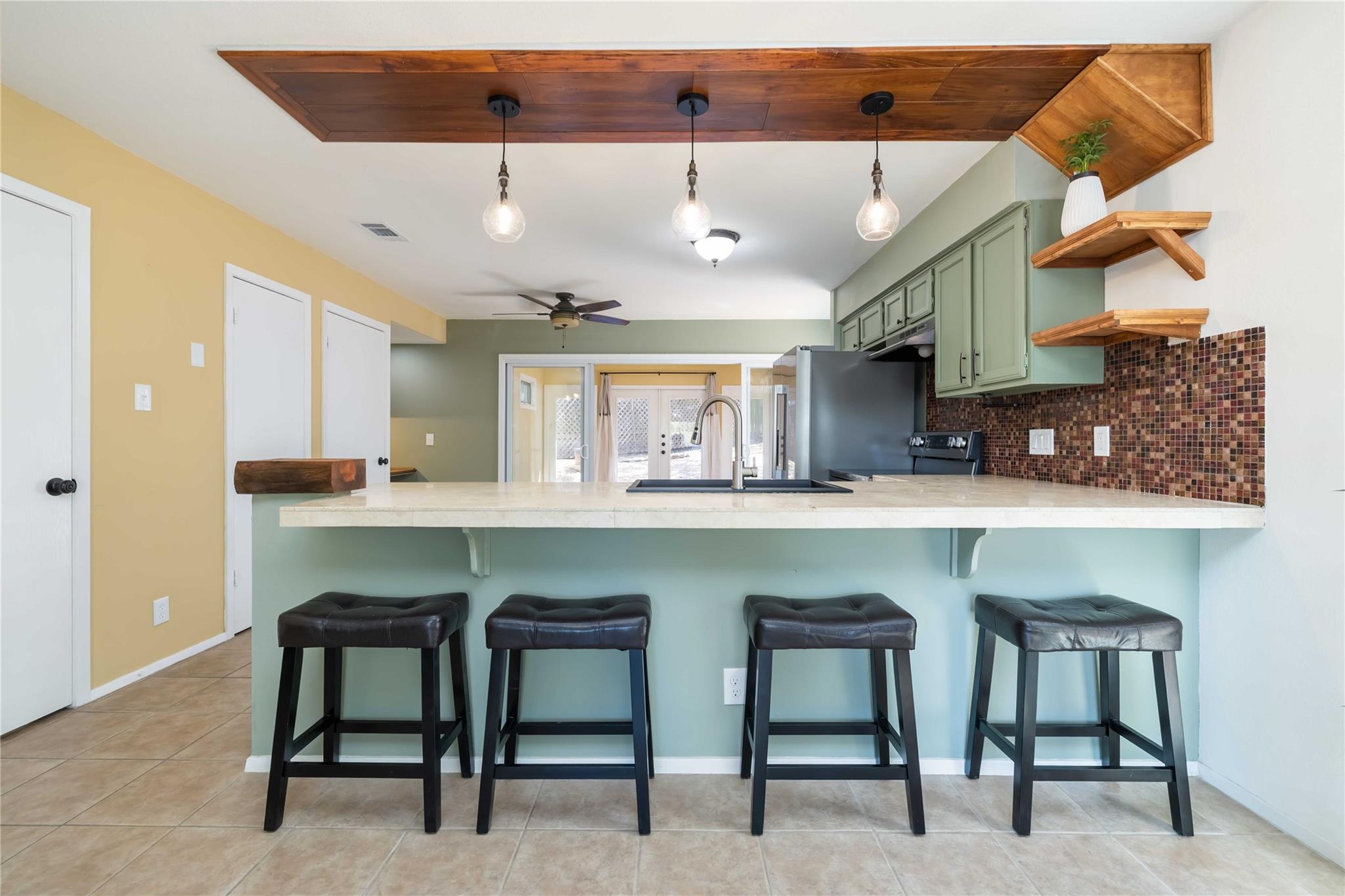 1703 Waterloo Trl # B, Austin, TX 78704