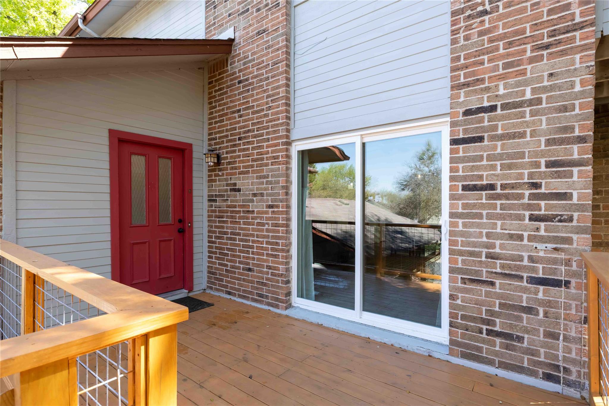 1703 Waterloo Trl # B, Austin, TX 78704