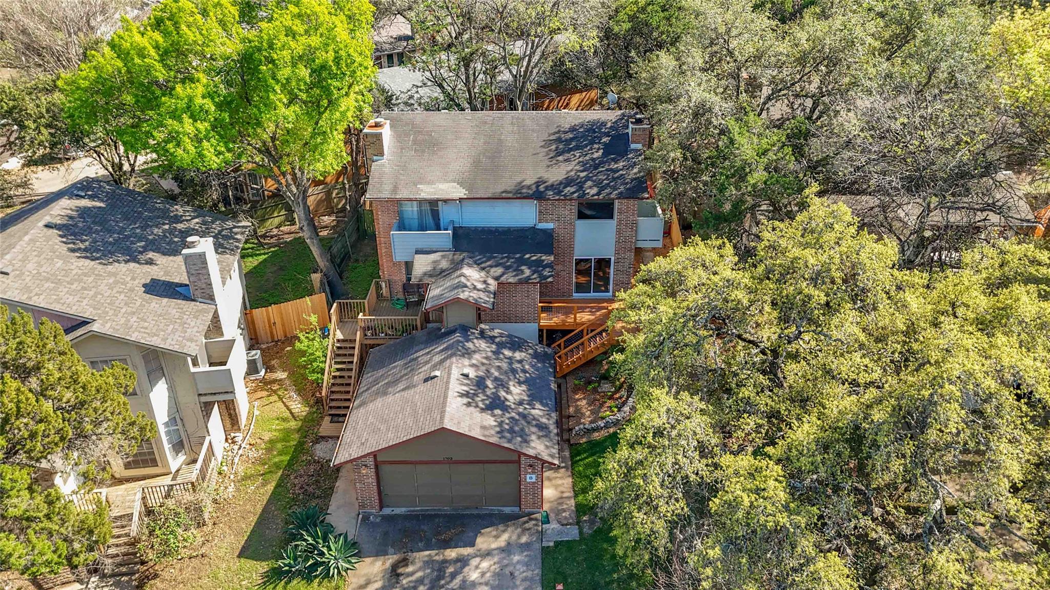 1703 Waterloo Trl # B, Austin, TX 78704