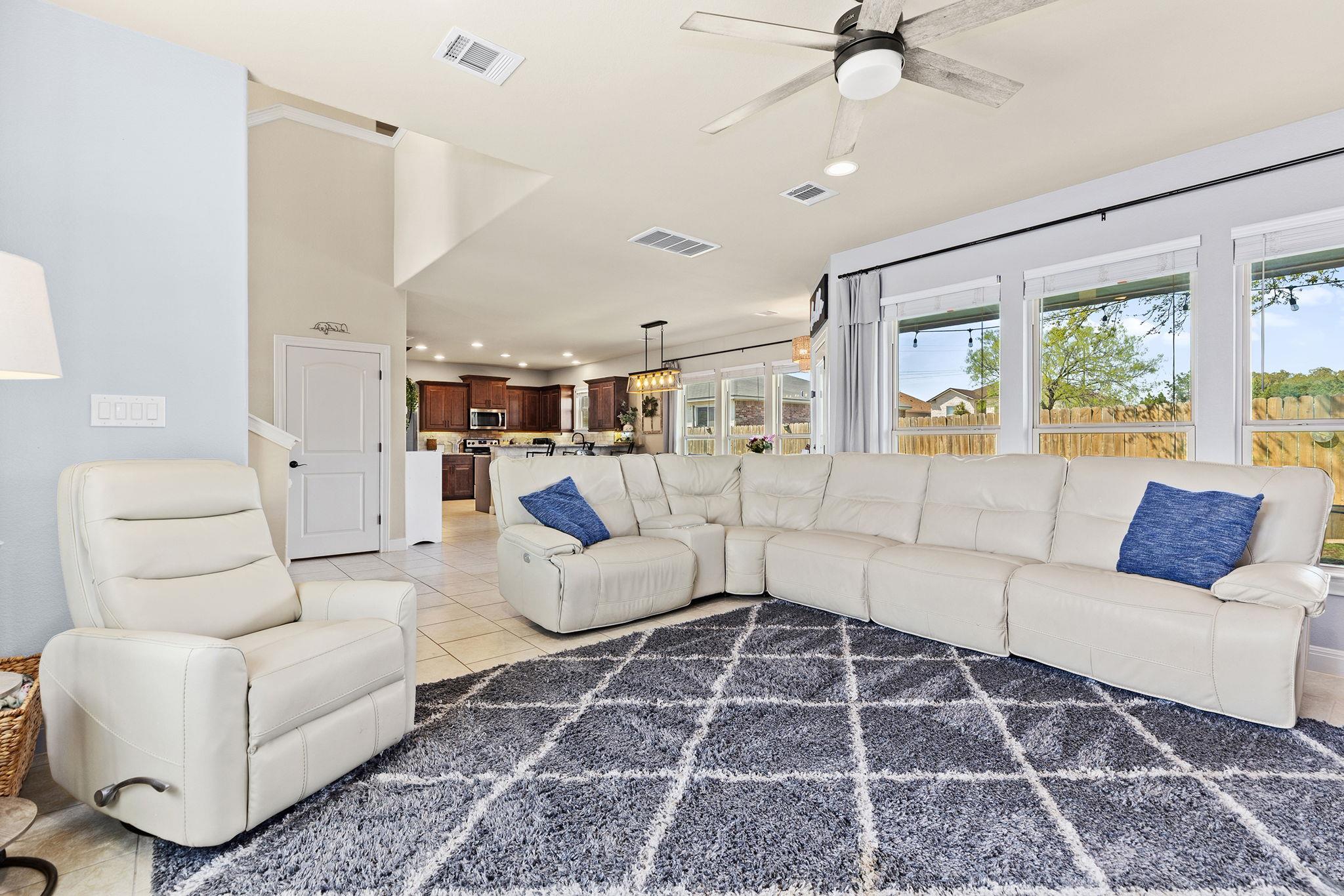 104 Carmen Cv, Burnet, TX 78611