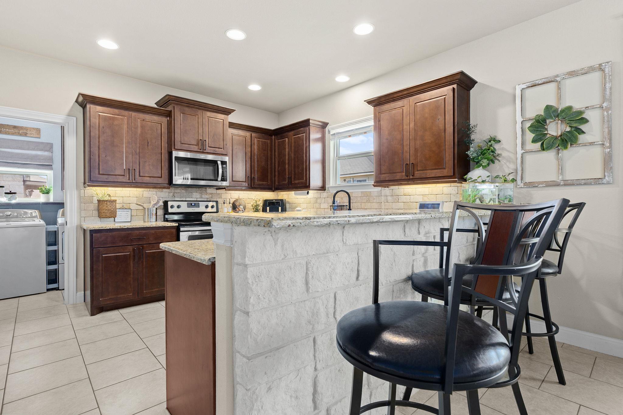 104 Carmen Cv, Burnet, TX 78611