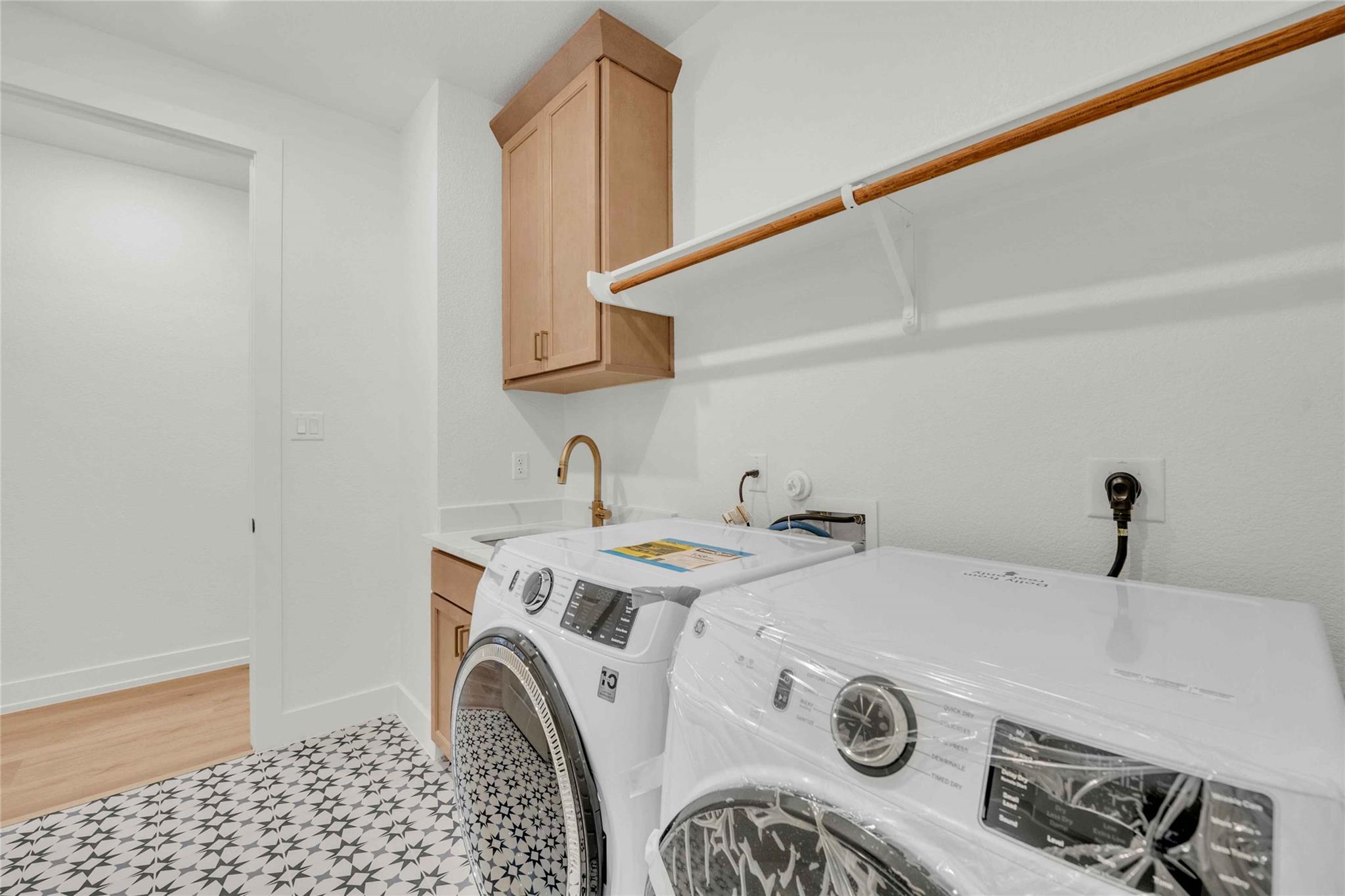 200 Saddle Springs Dr, Georgetown, TX 78633