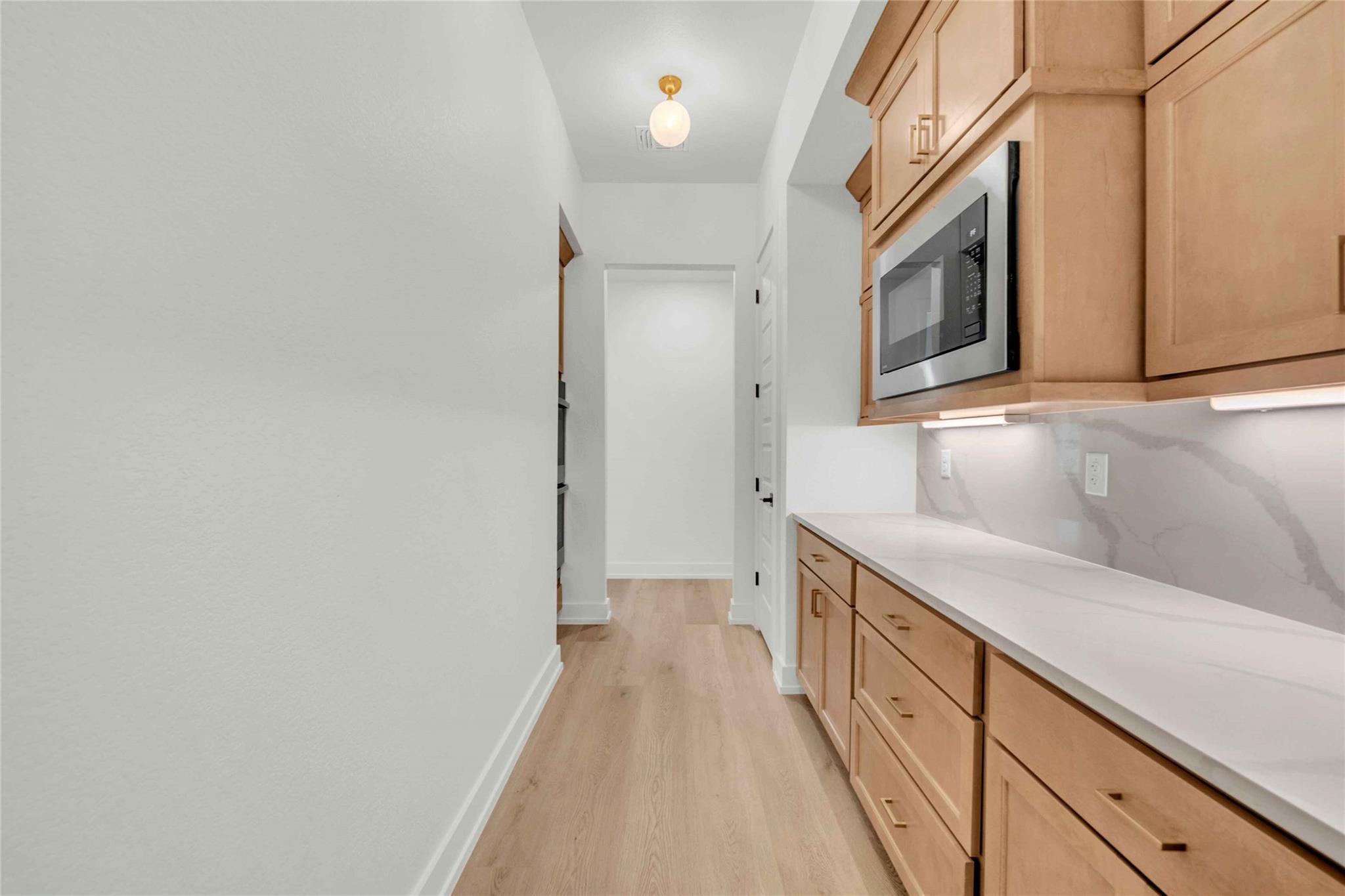 200 Saddle Springs Dr, Georgetown, TX 78633