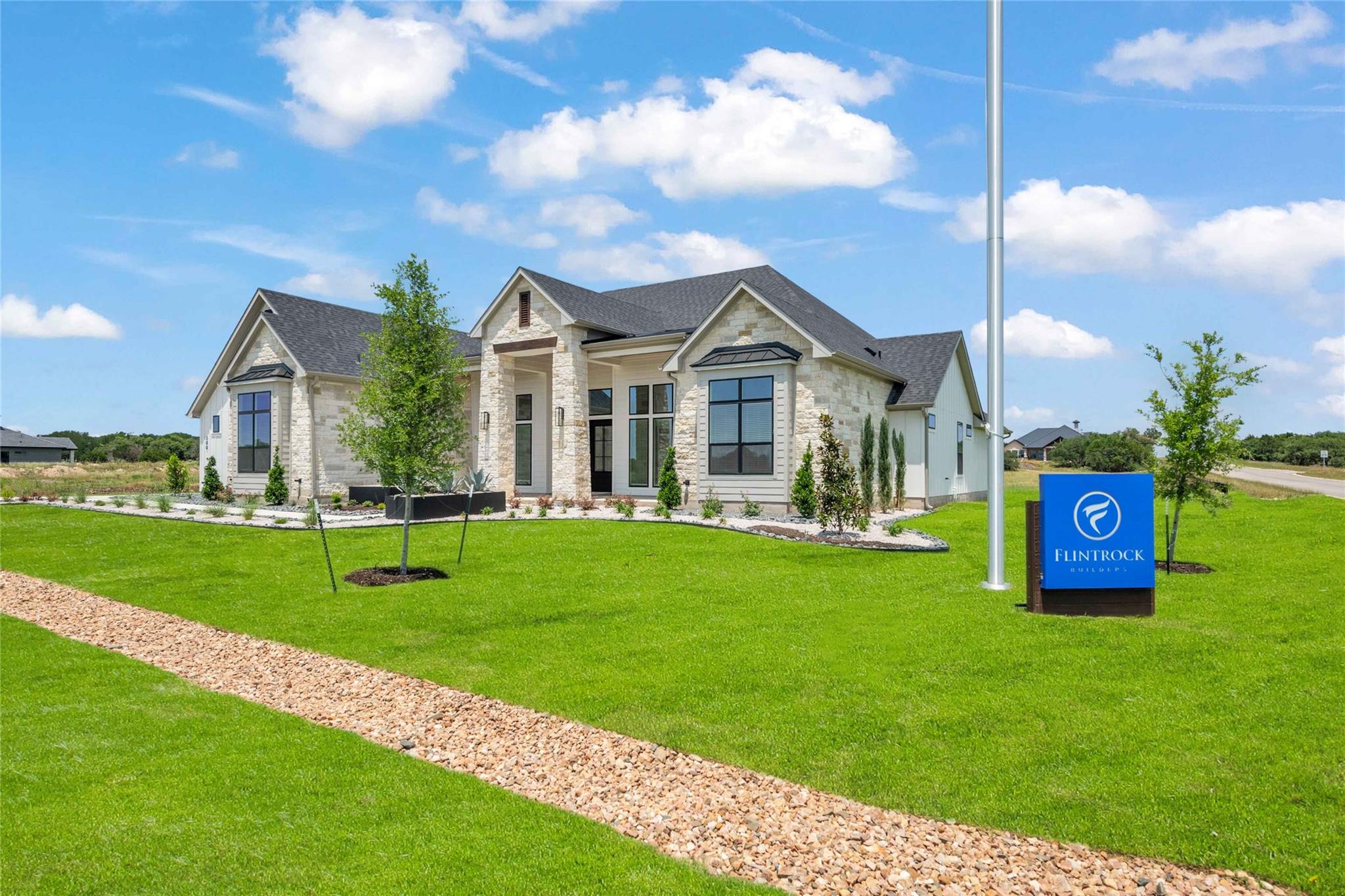 200 Saddle Springs Dr, Georgetown, TX 78633