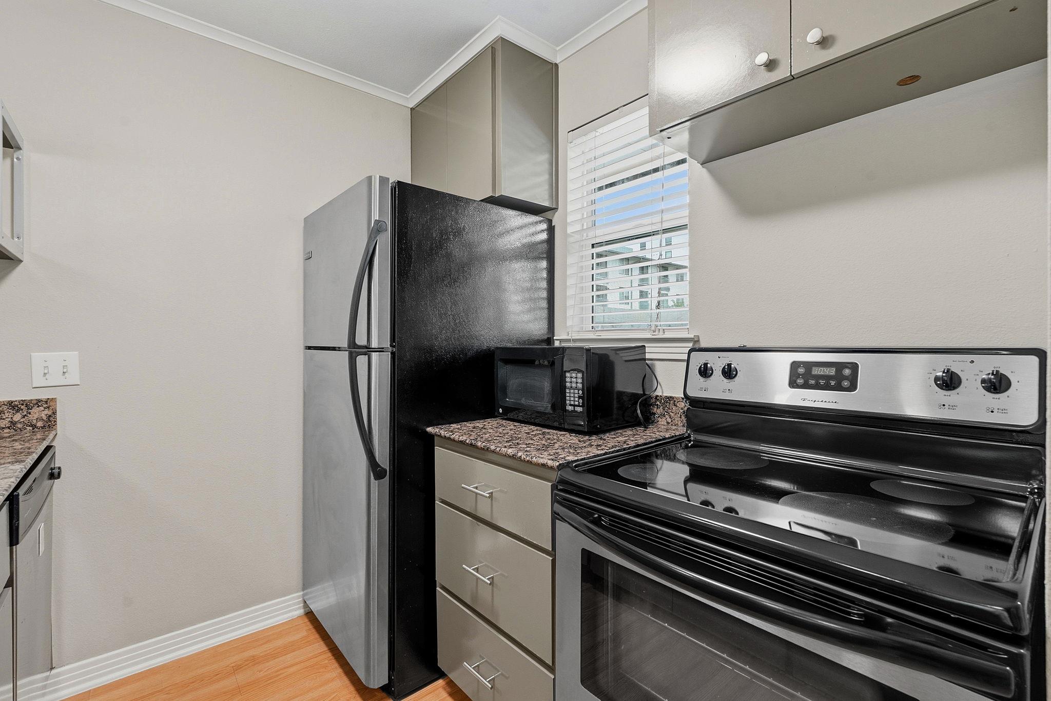 1422 Collier St # 203, Austin, TX 78704