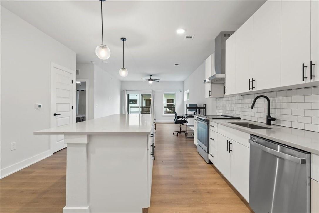 3101 Govalle Ave # 214, Austin, TX 78702