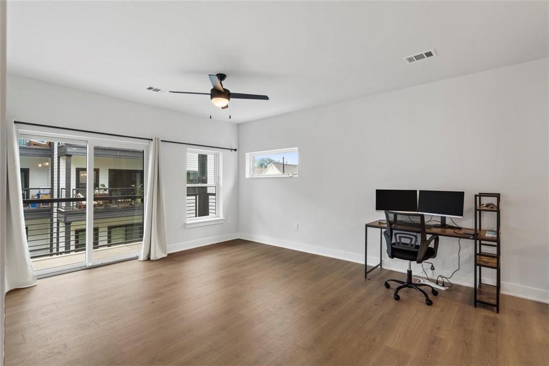 3101 Govalle Ave # 214, Austin, TX 78702