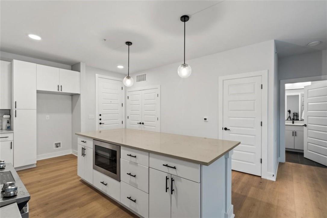 3101 Govalle Ave # 214, Austin, TX 78702