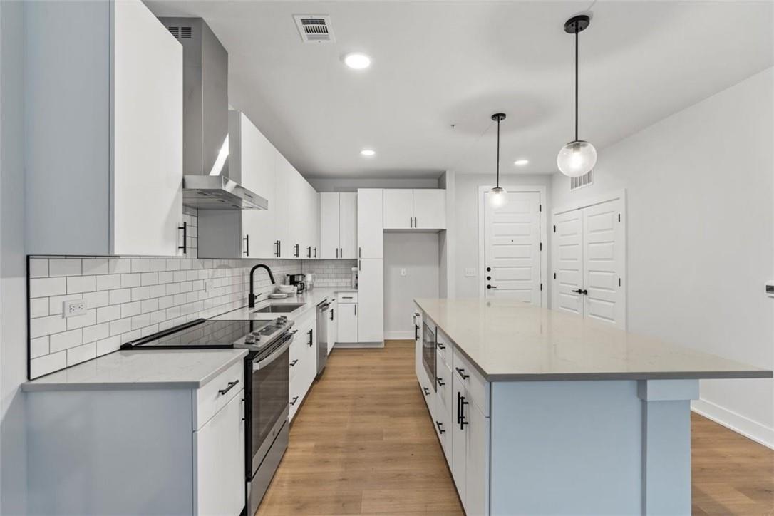 3101 Govalle Ave # 214, Austin, TX 78702