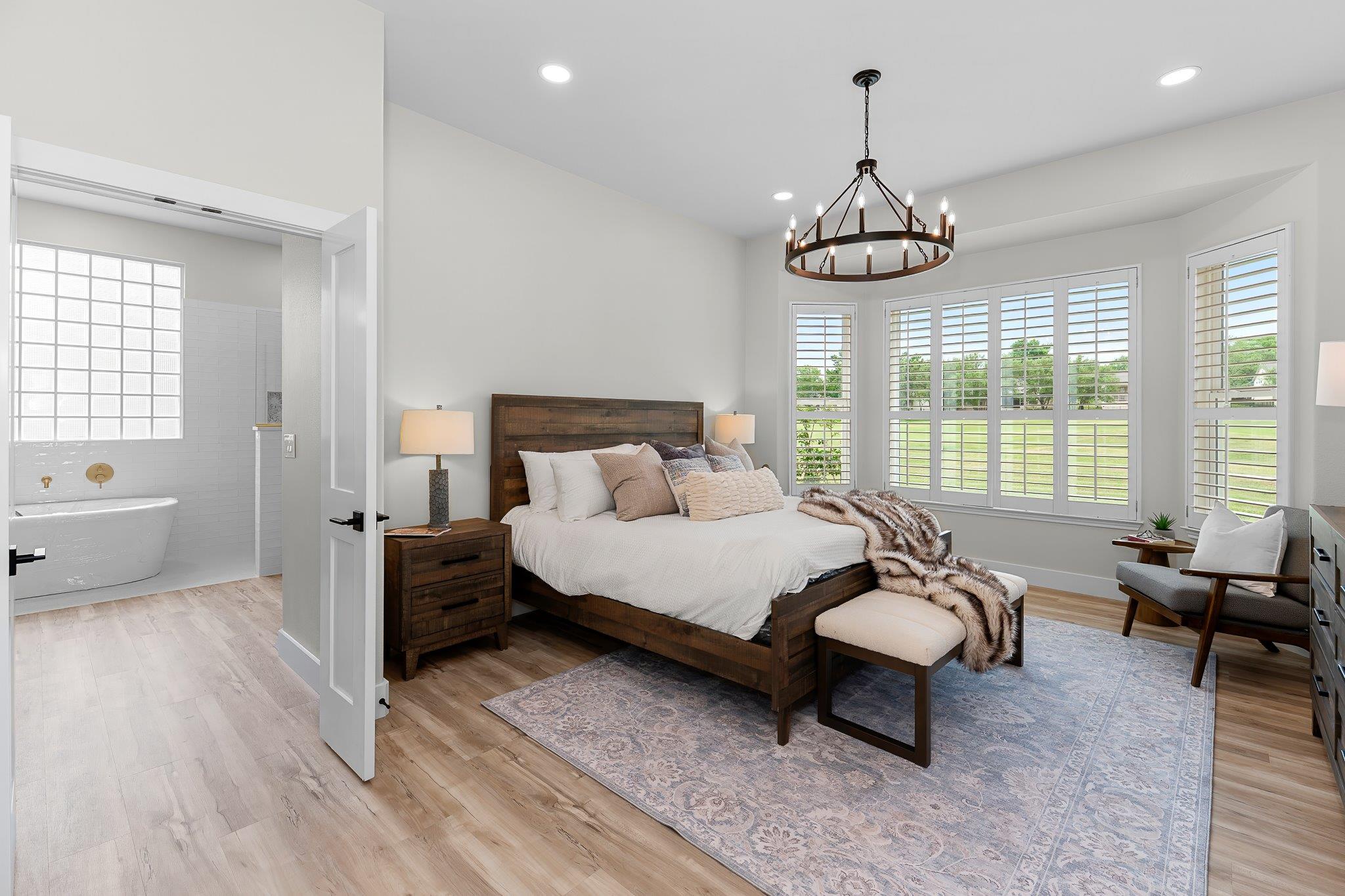 130 Crepe Myrtle Ln, Georgetown, TX 78633