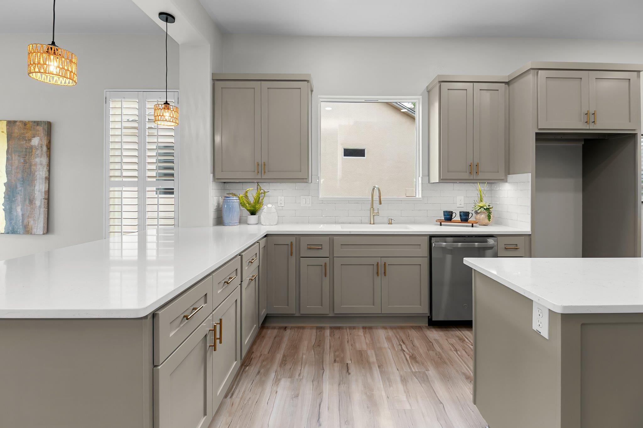 130 Crepe Myrtle Ln, Georgetown, TX 78633