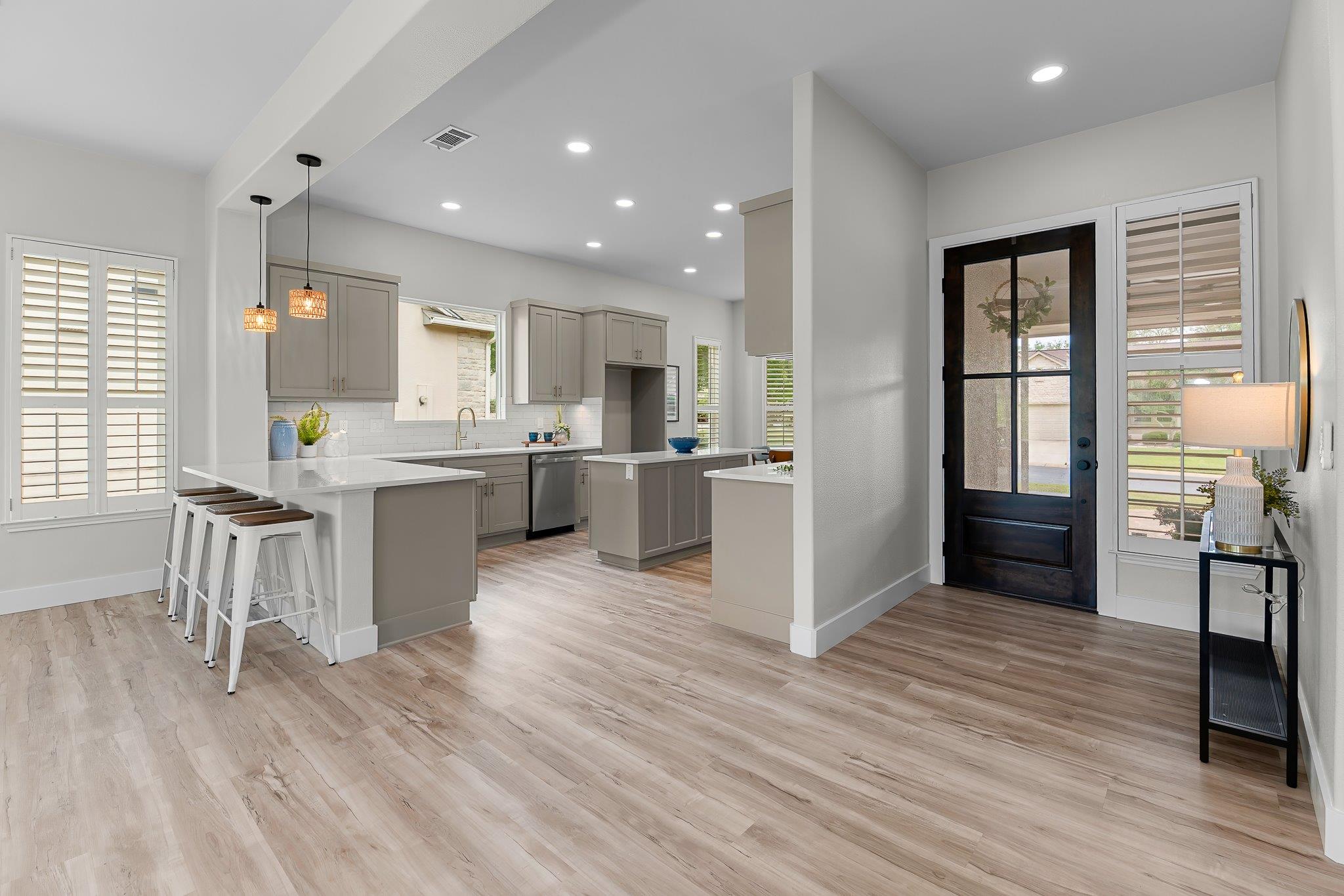 130 Crepe Myrtle Ln, Georgetown, TX 78633