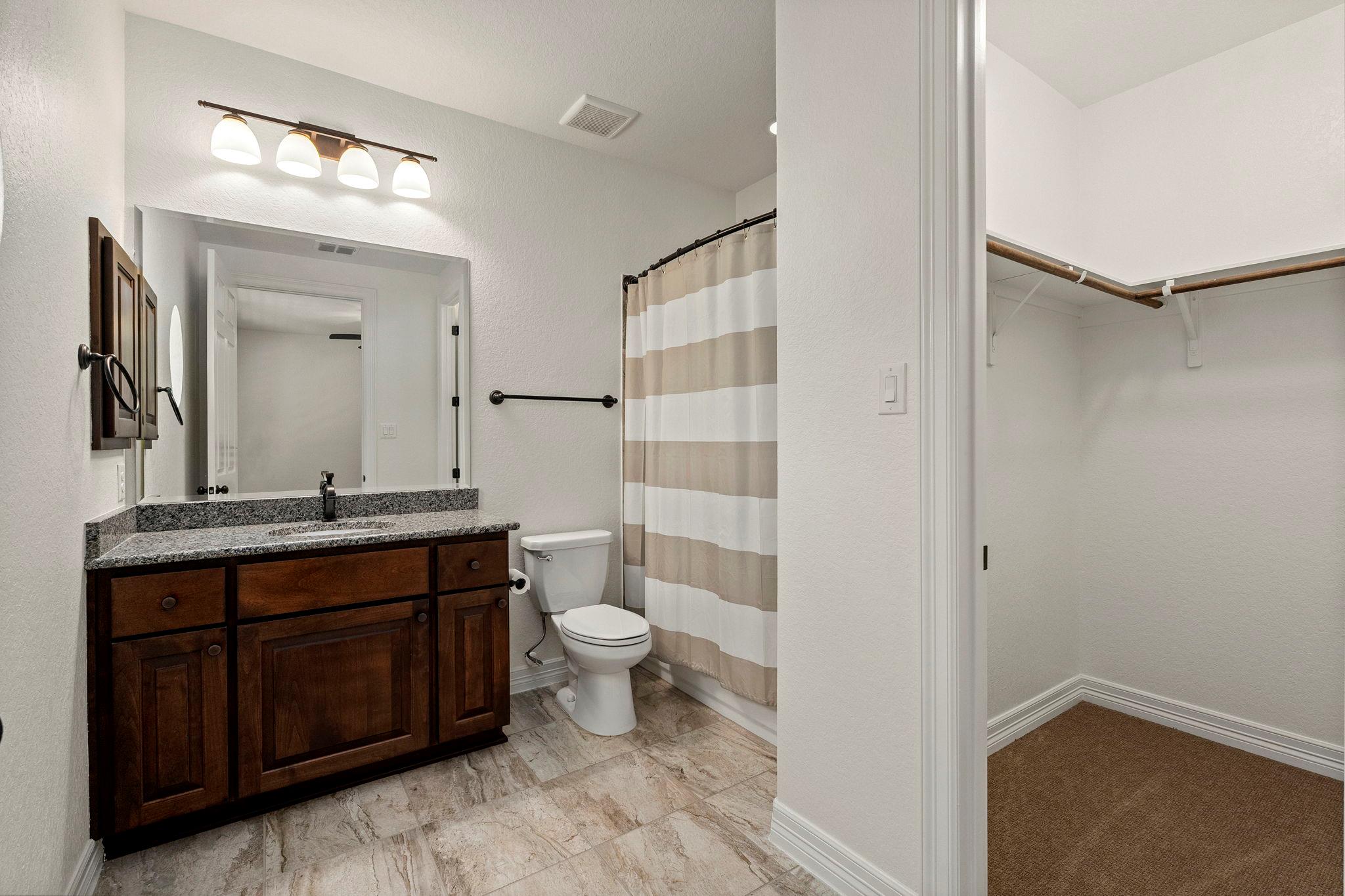 948 Lazy Diamond, Canyon Lake, TX 78133