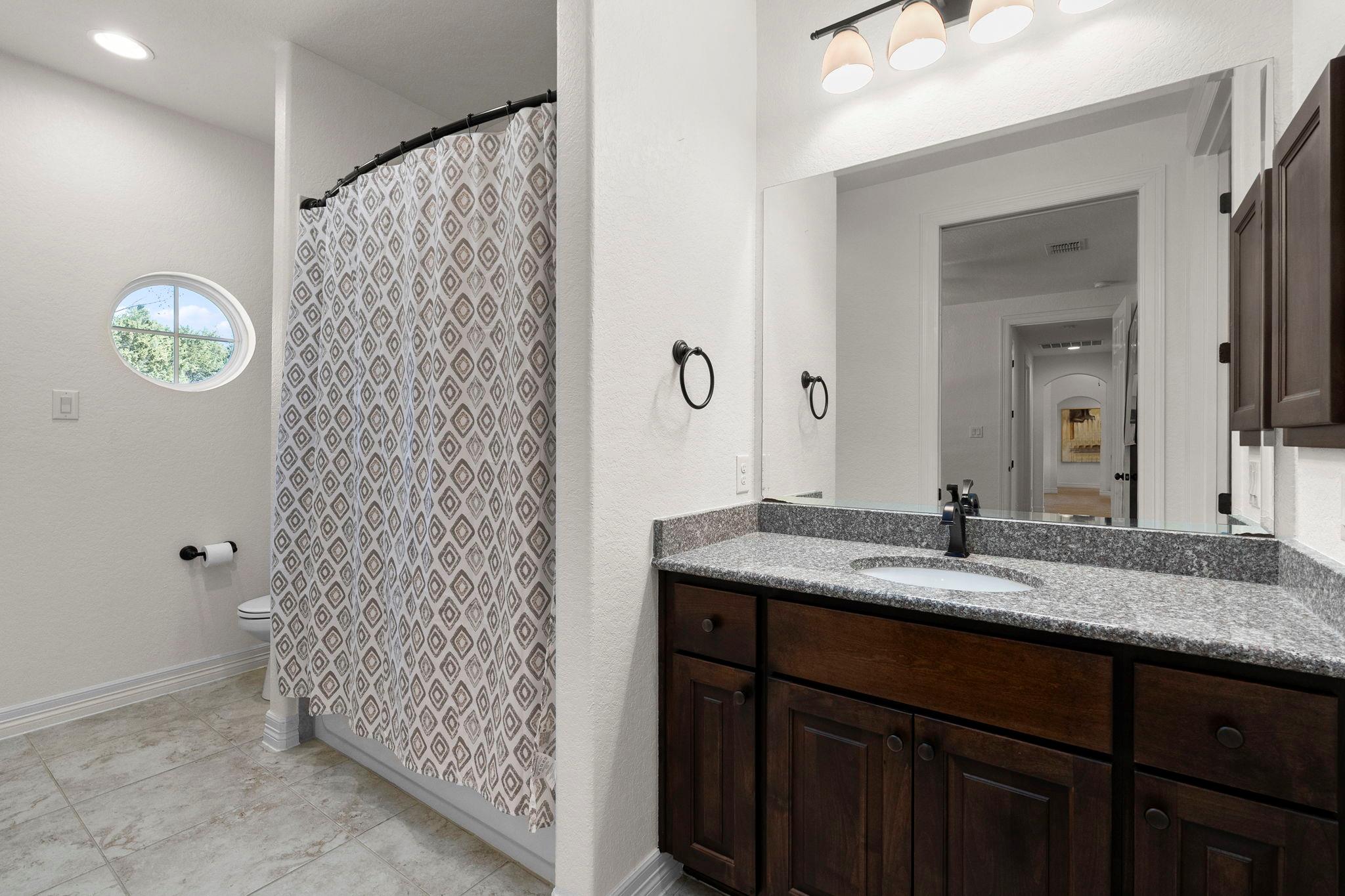 948 Lazy Diamond, Canyon Lake, TX 78133