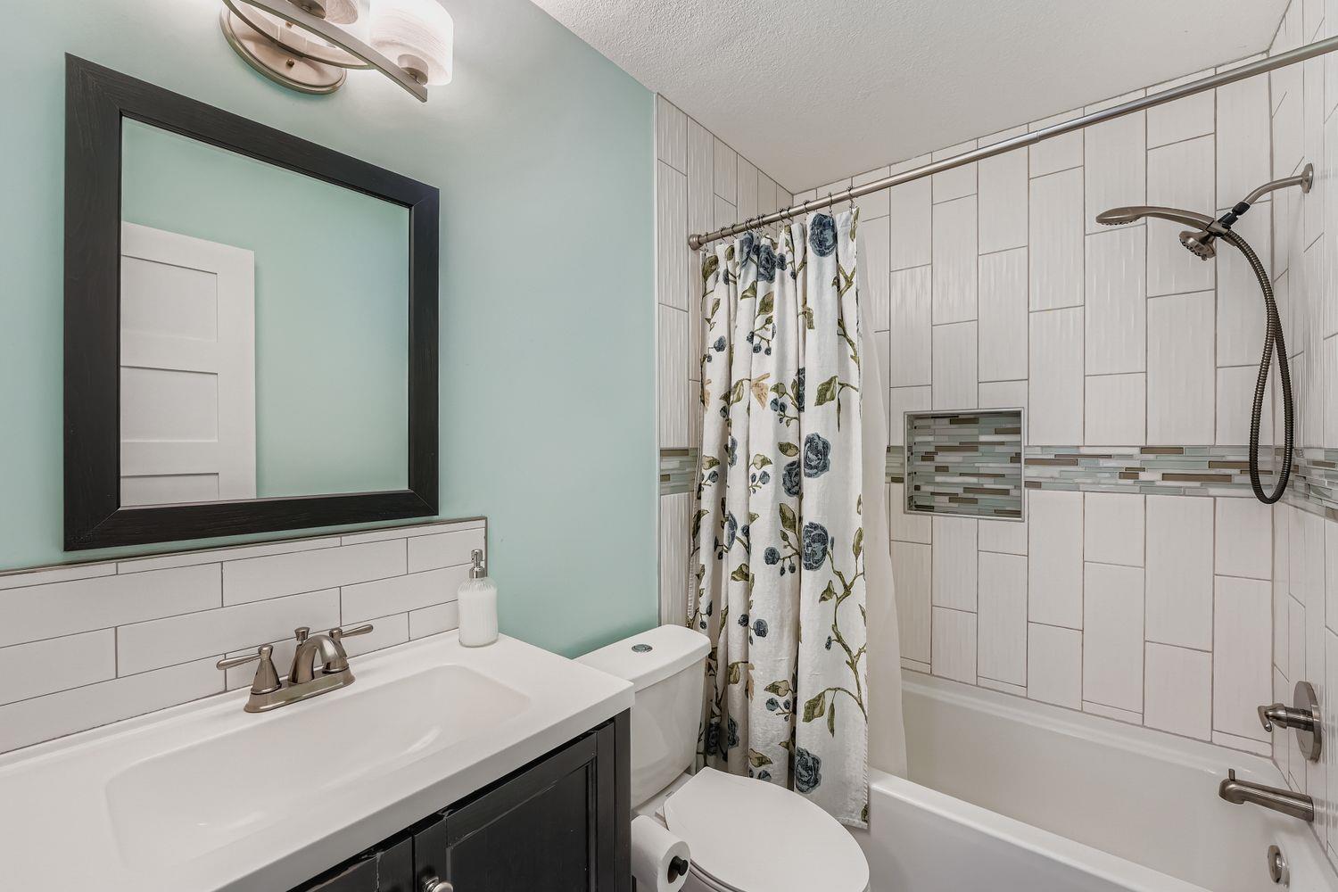 1121 Stoneoak Ln, Austin, TX 78745