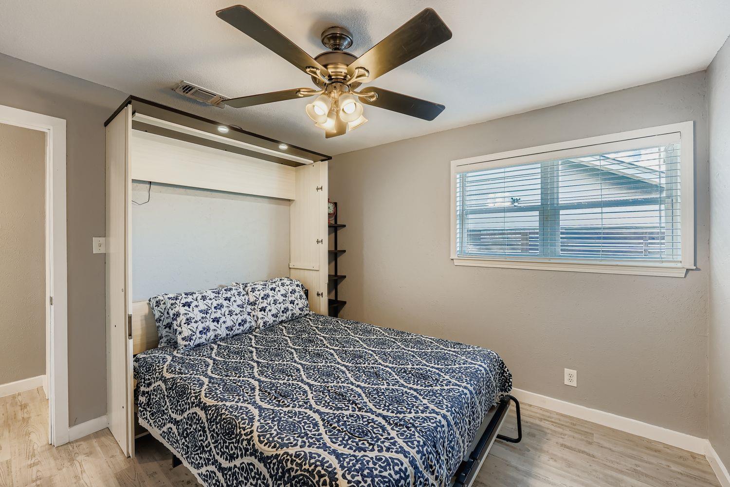 1121 Stoneoak Ln, Austin, TX 78745