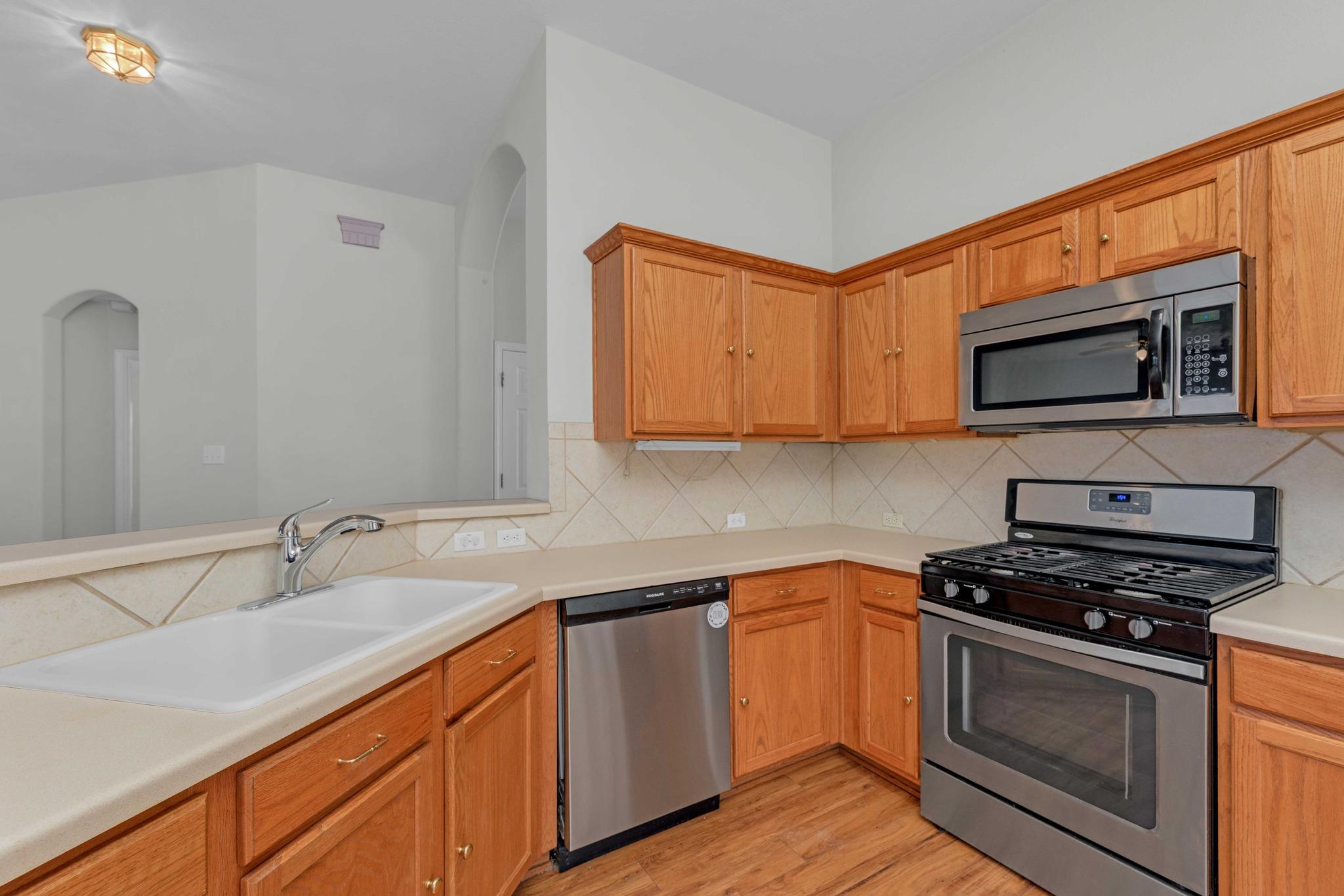 631 Columbine Ave, Cedar Park, TX 78613